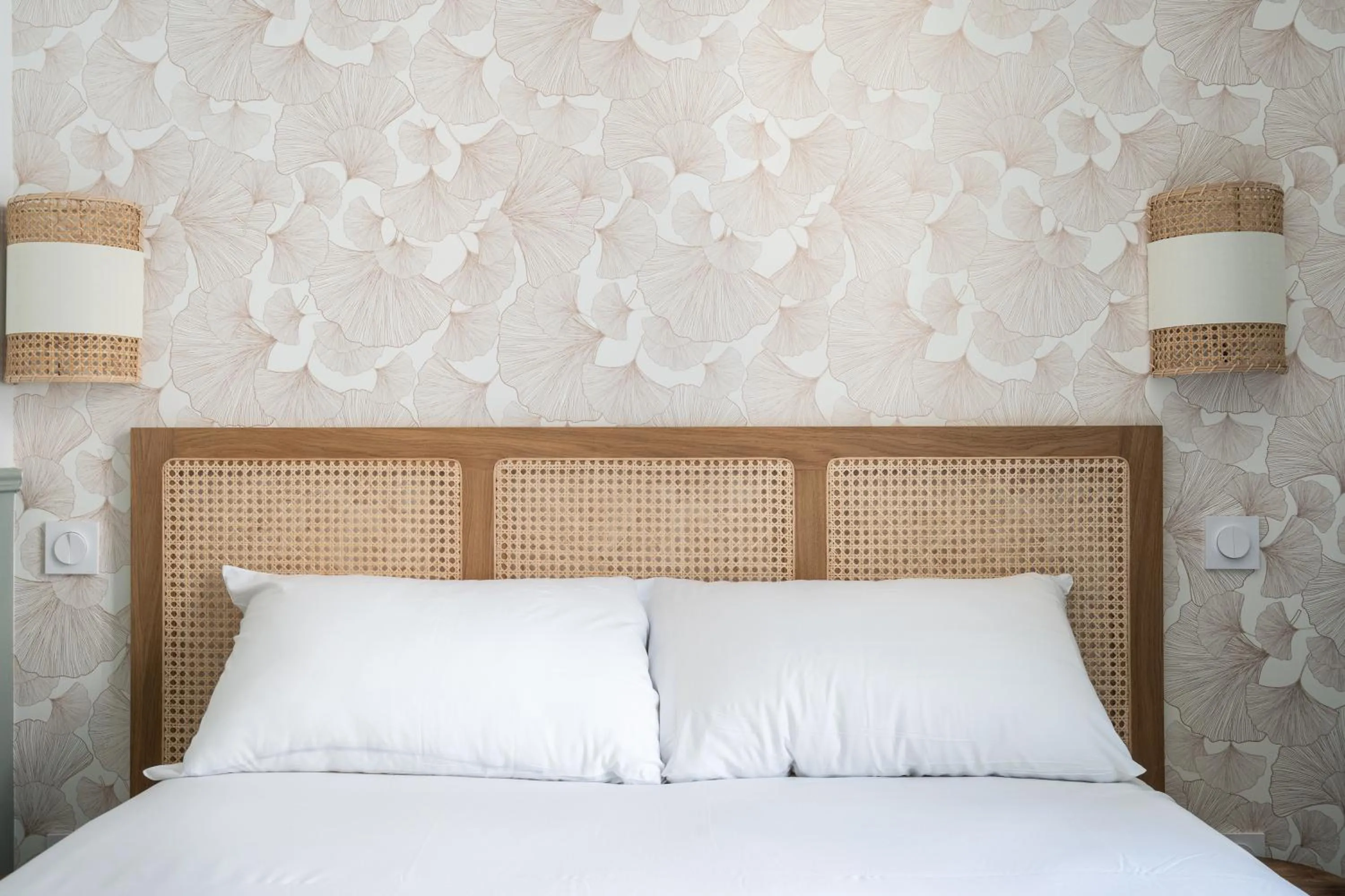 furniture, Bed in District Nation