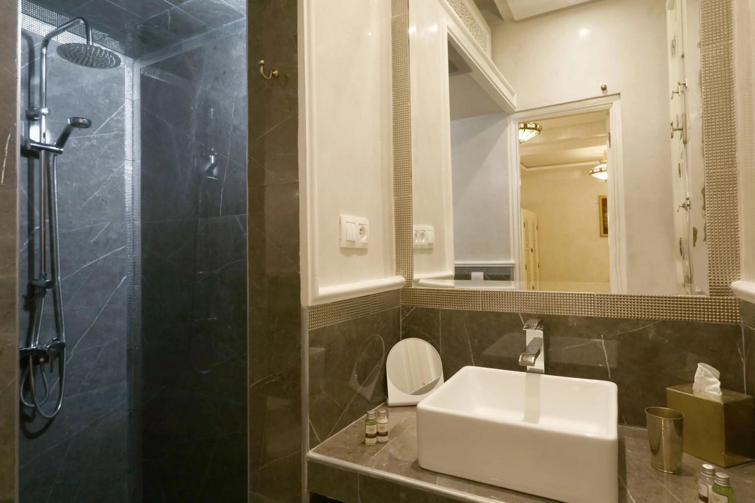 Bathroom in Riad Andallaspa