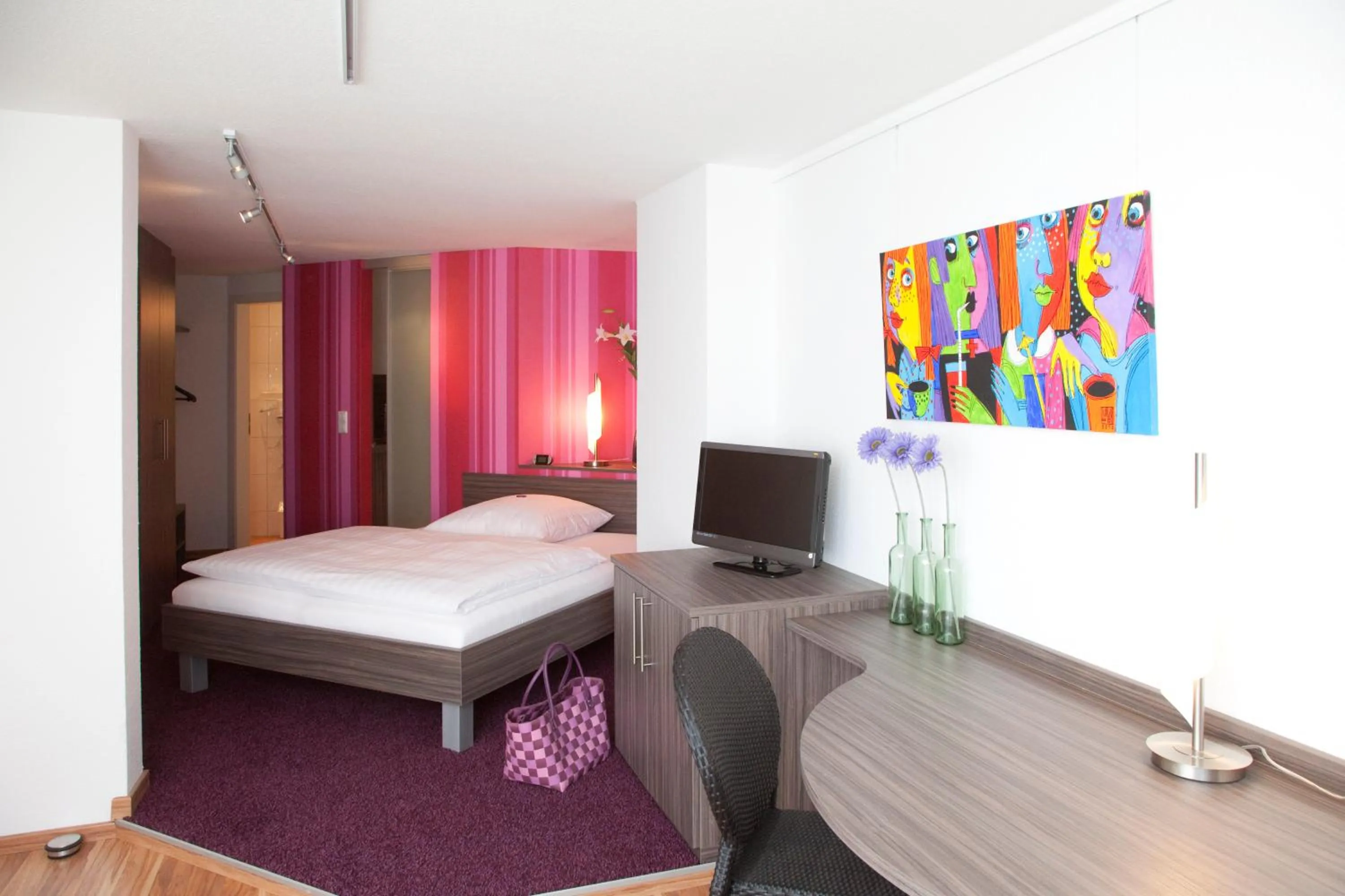 Photo of the whole room, Bed in B&B Appartements Bischof & Bürk GbR