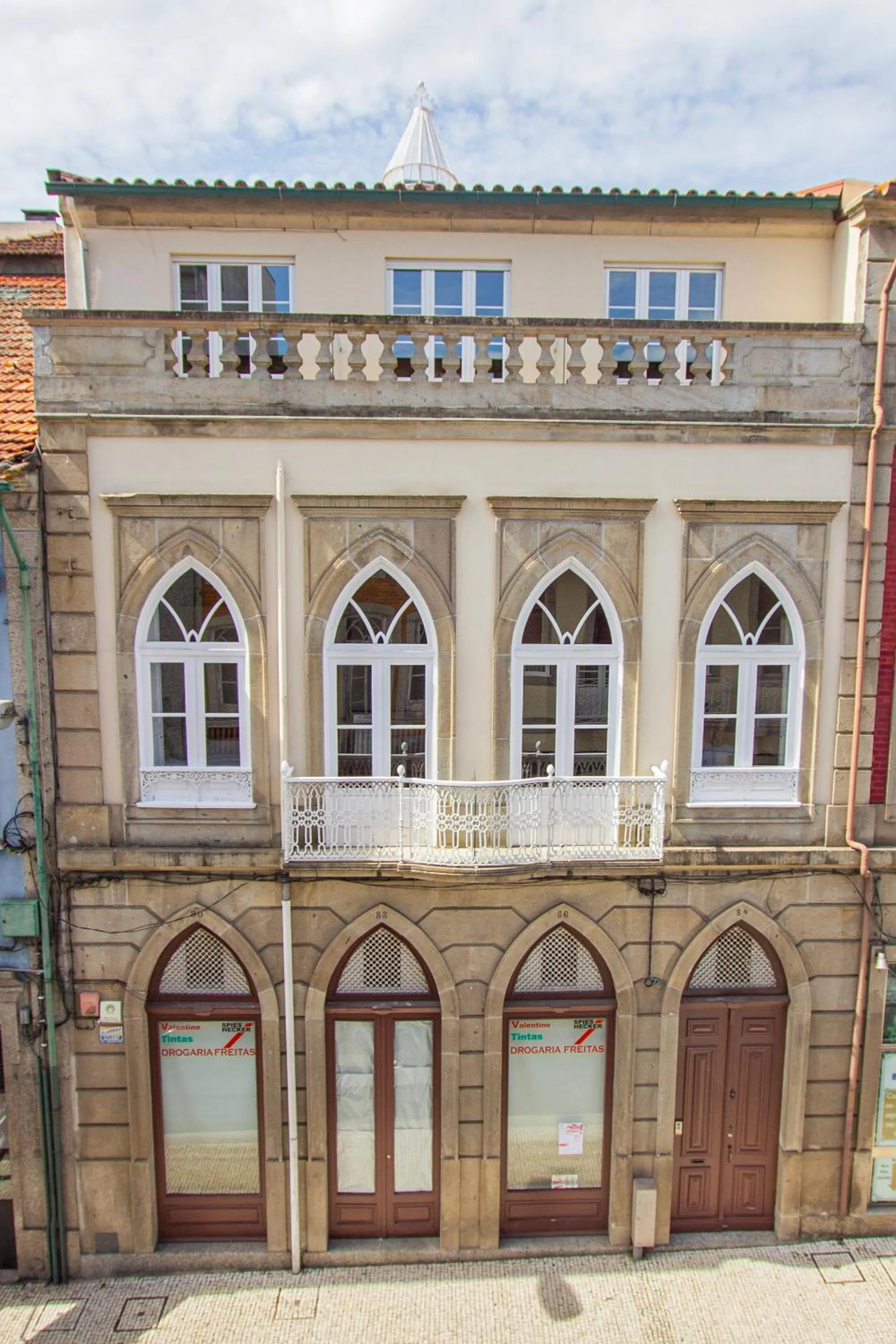 Property building in Dom José Alojamentos by Guestify