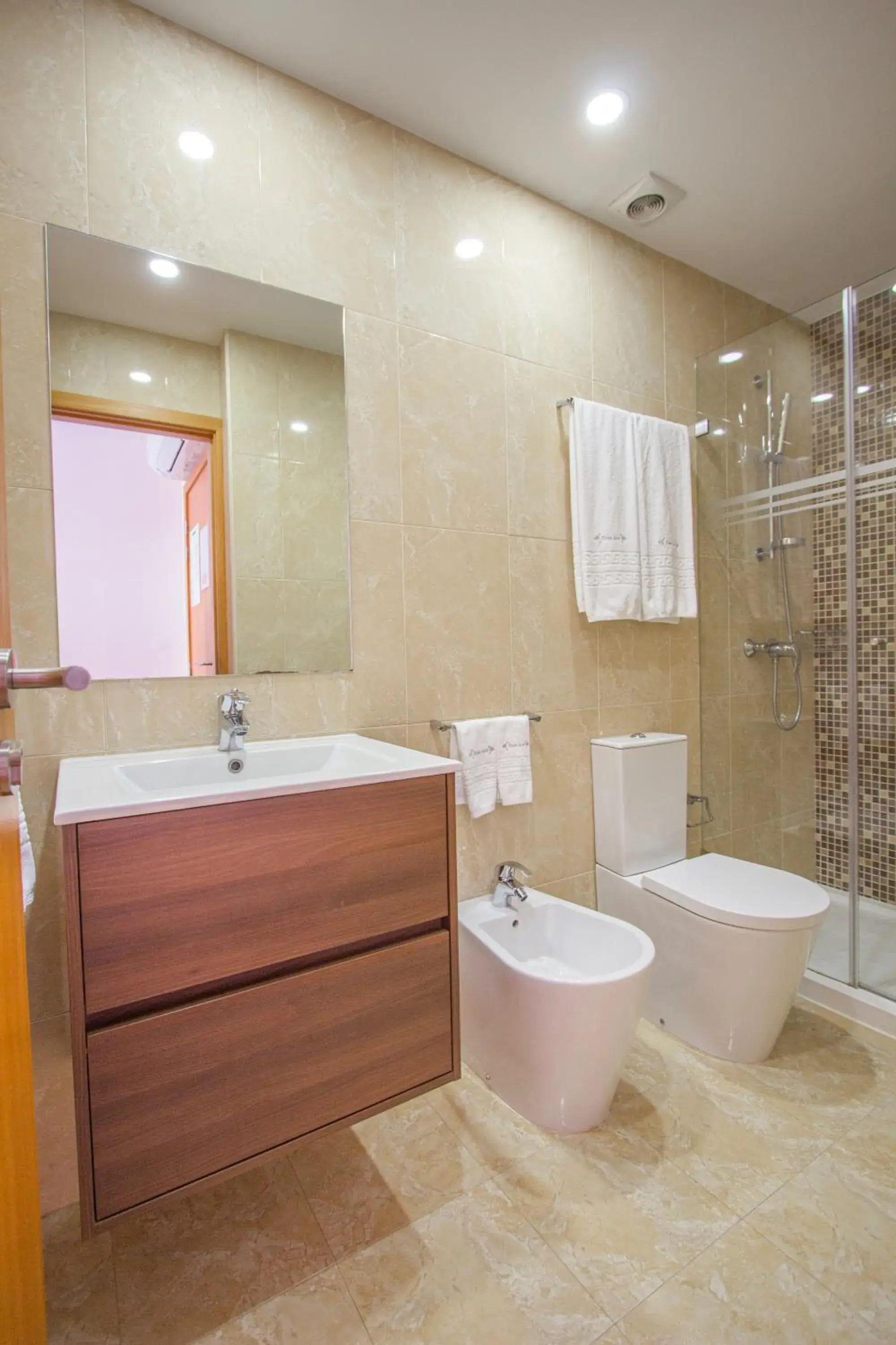 Double Room in Dom José Alojamentos by Guestify Double Room in Dom José Alojamentos by Guestify