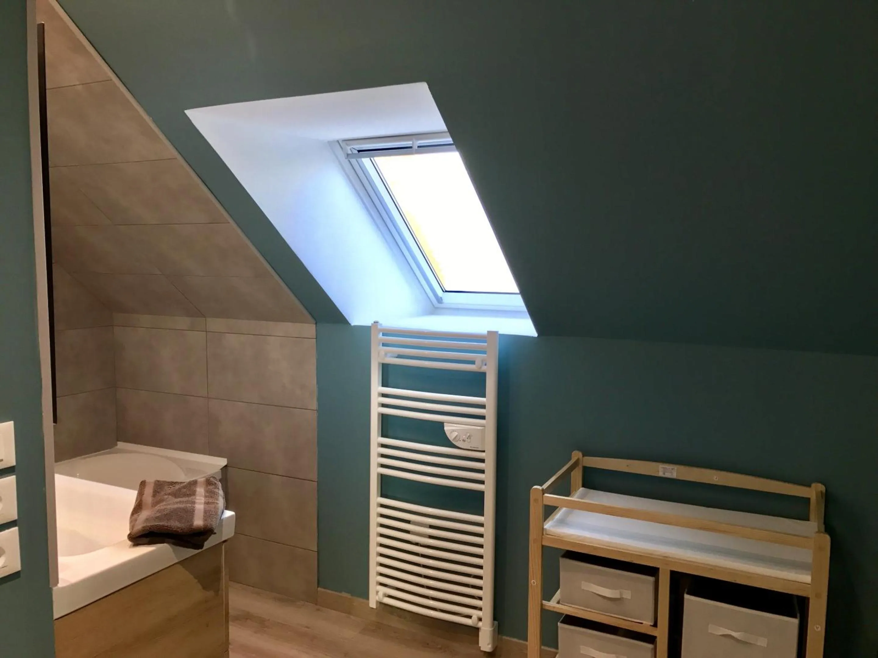 Bathroom, Bed in Villa Fétuque Crin d'Ours à Merlimont