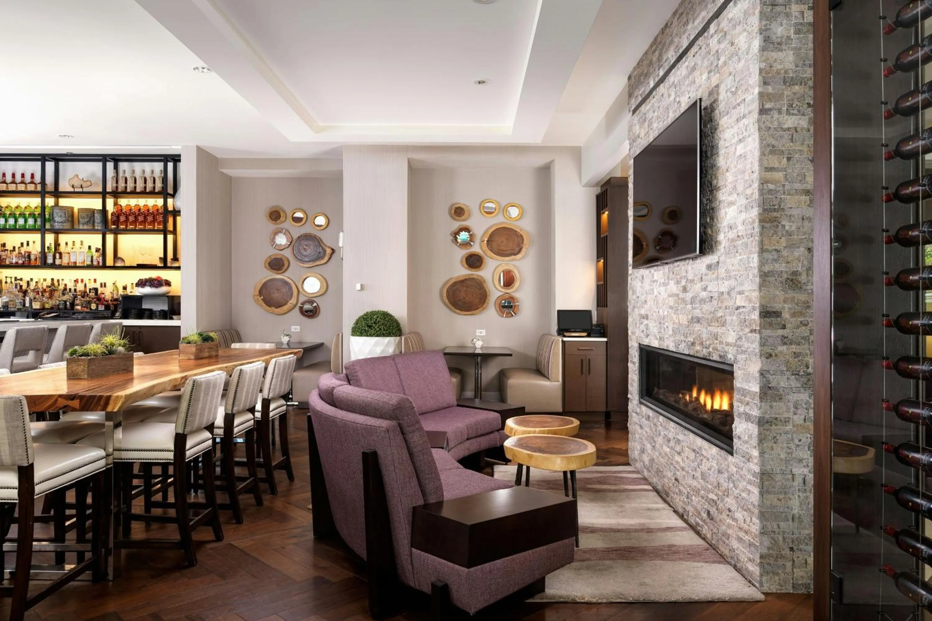 Restaurant/places to eat in Victoria Marriott Inner Harbour