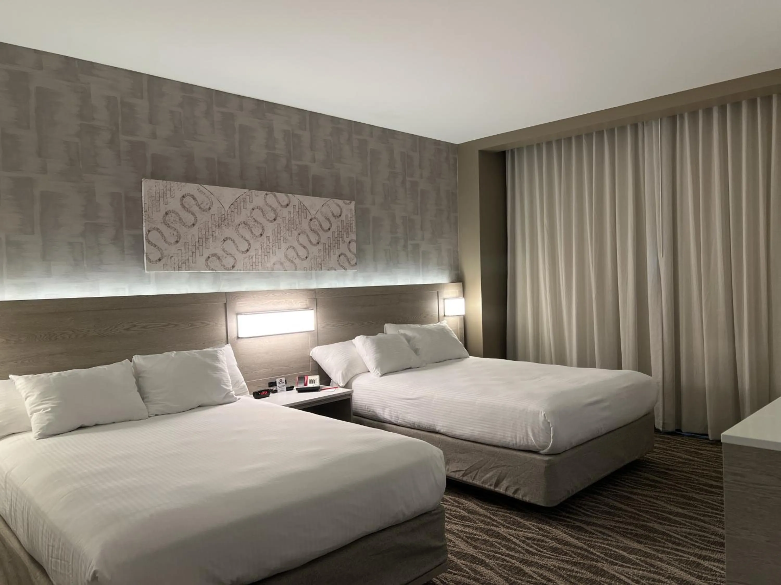 Queen Room with Two Queen Beds in Cherokee Casino West Siloam Springs Resort