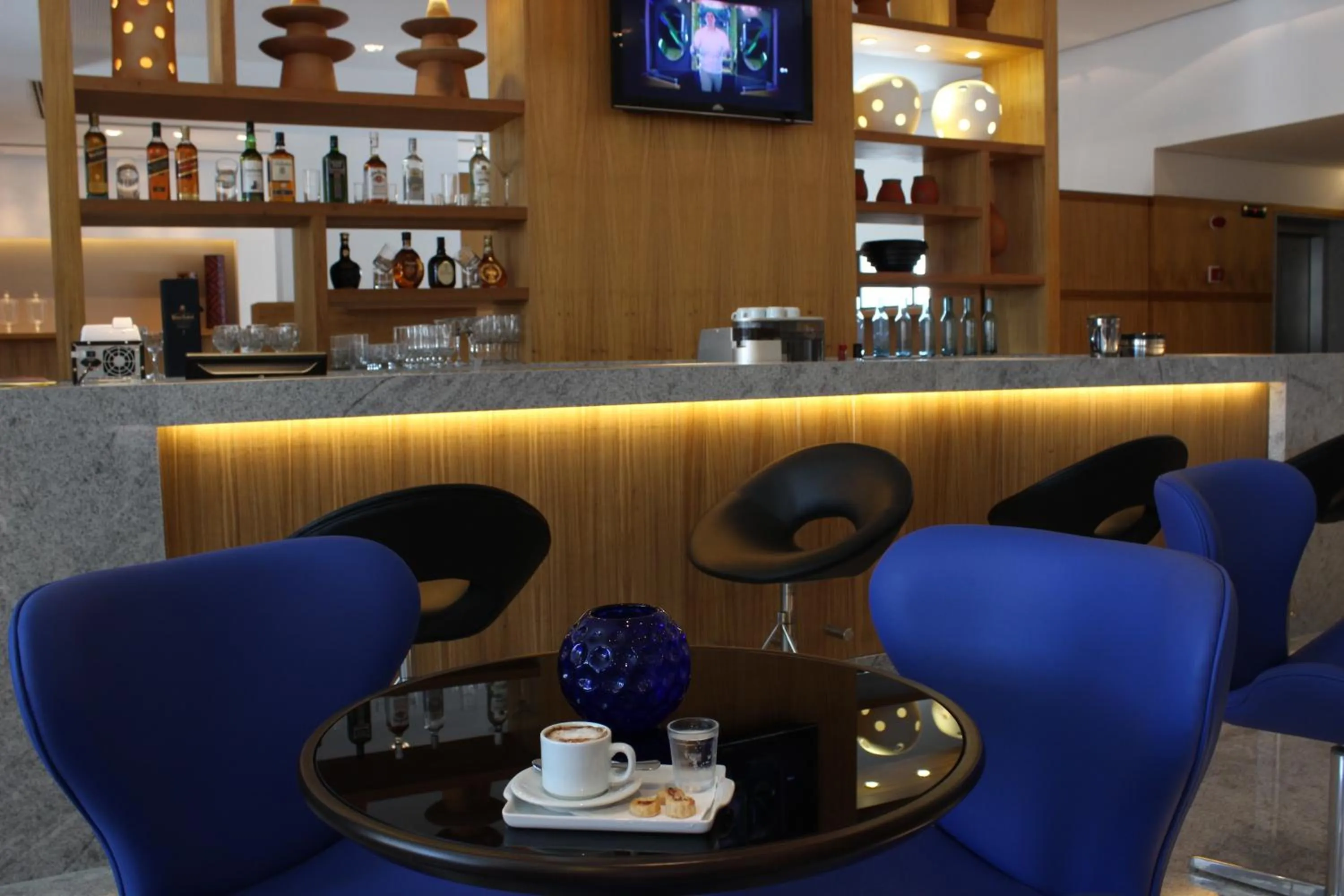 Restaurant/places to eat in Flat Beach Class Executive