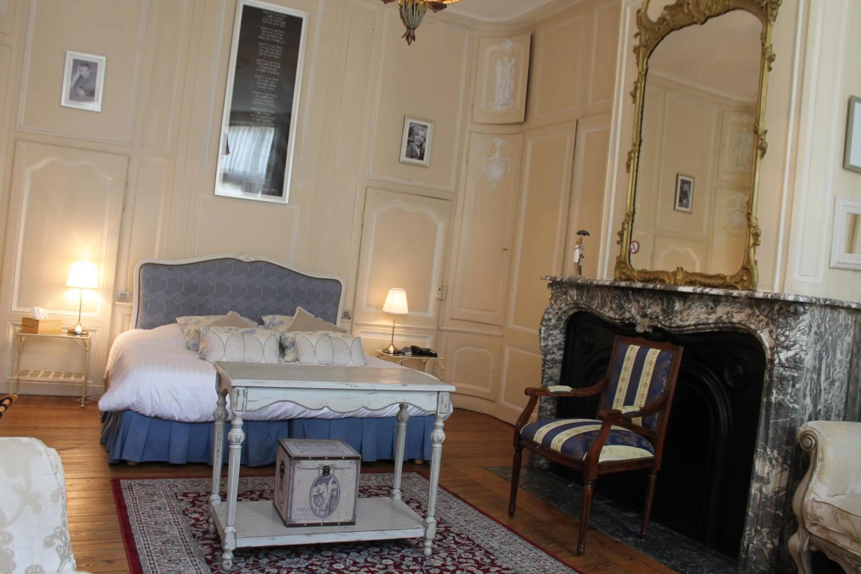 Bed in Châtellerie De Schoebeque