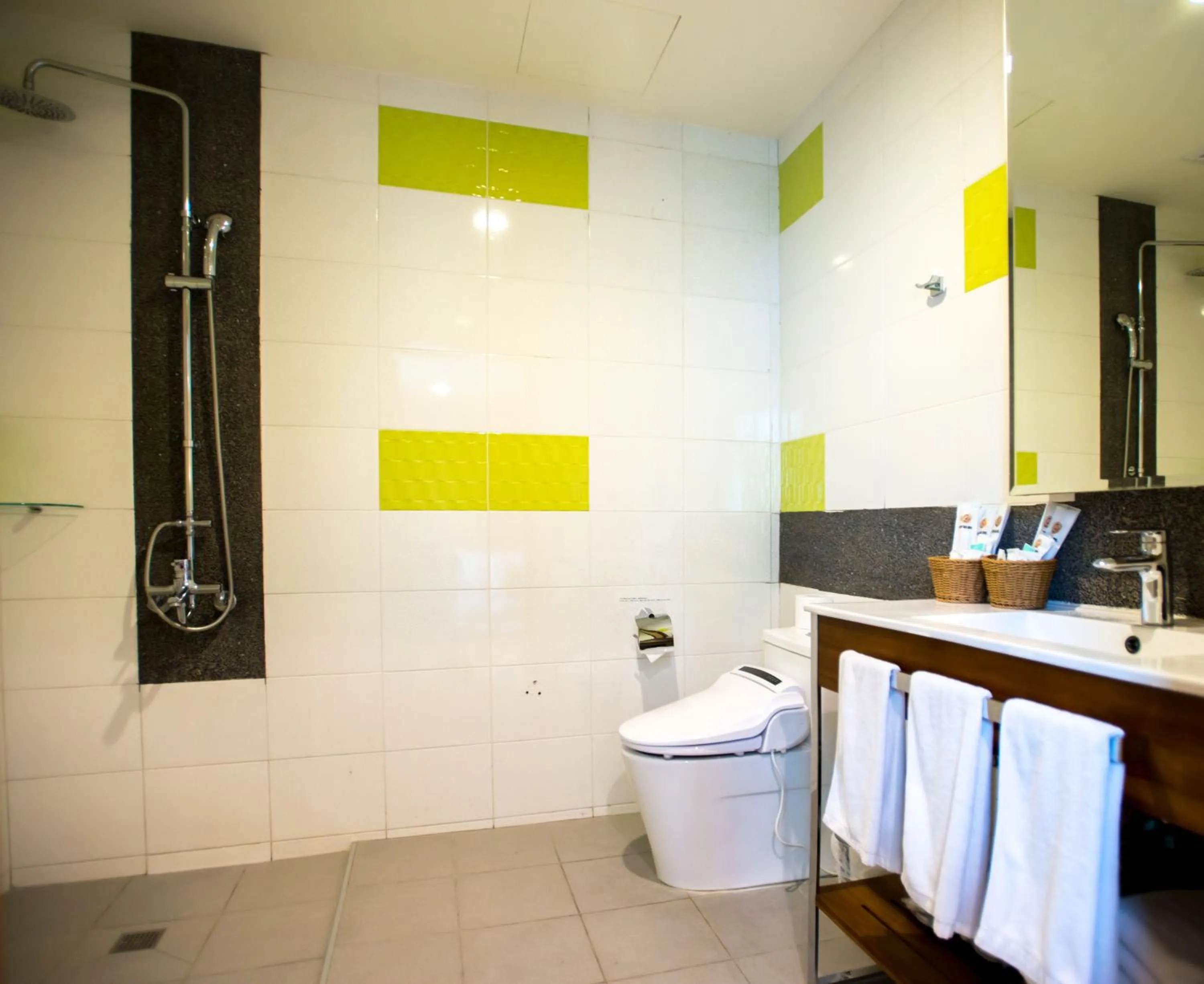 Tainan Julie's Garden 峰情文旅