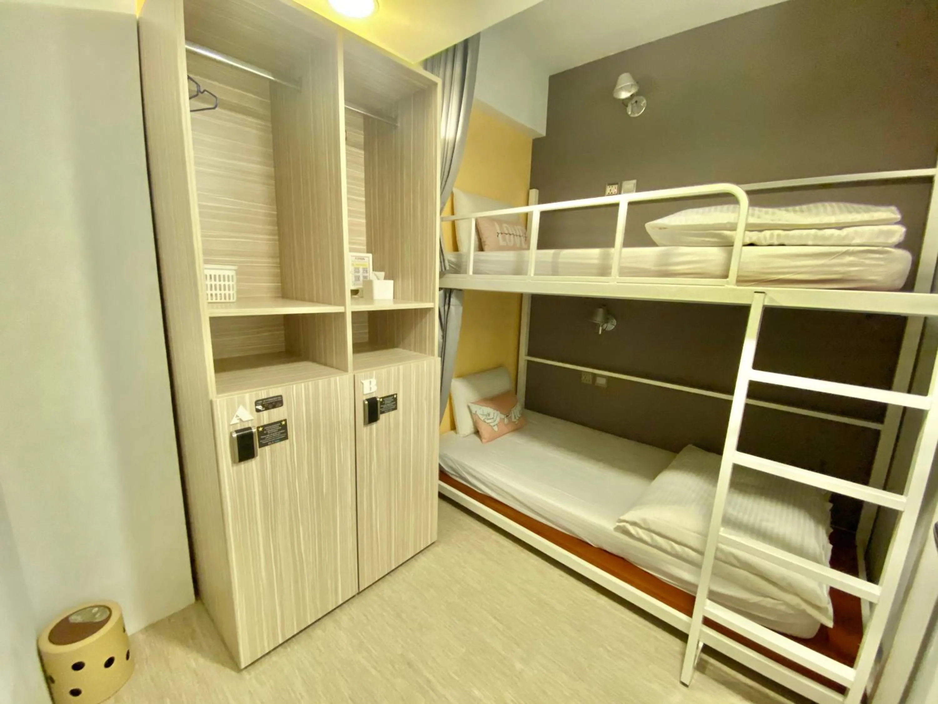 Bed in Flyinn Hostel