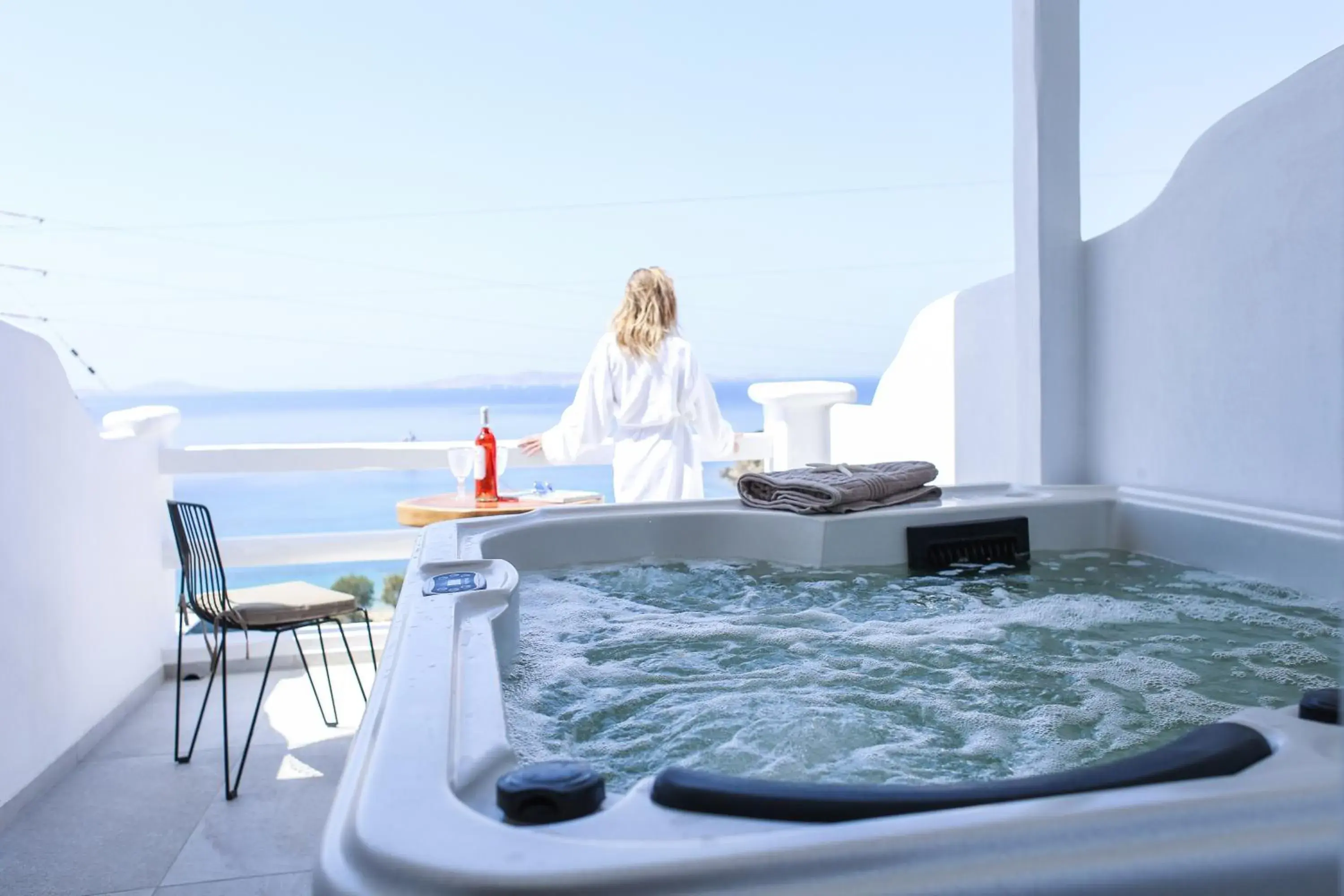 Deluxe Suite with Sea View and Outdoor Hot Tub (3 Adults) in Villa Elina suites and more Deluxe Suite with Sea View and Outdoor Hot Tub (3 Adults) in Villa Elina suites and more