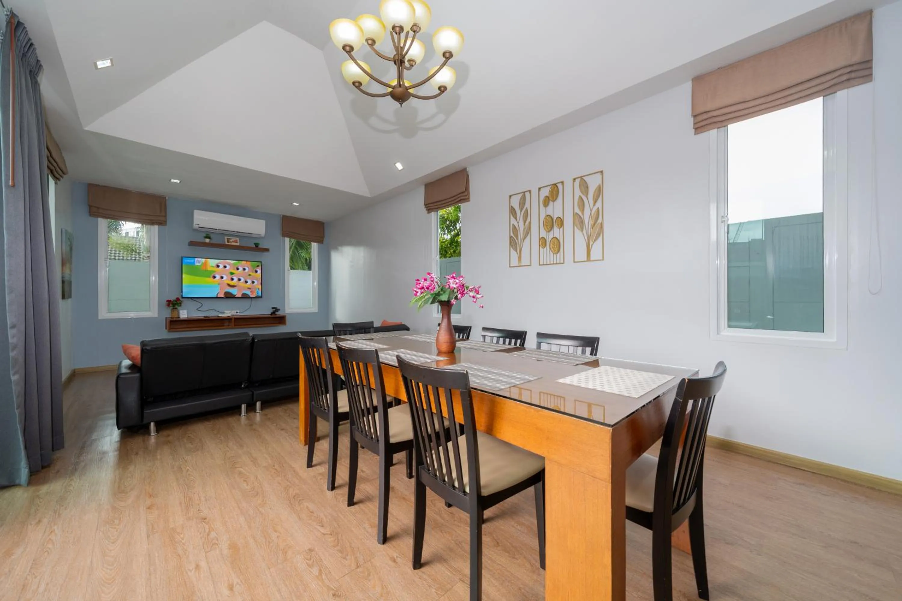 Living room in Phuket La Siesta Pool Villas & Pool Access Rooms