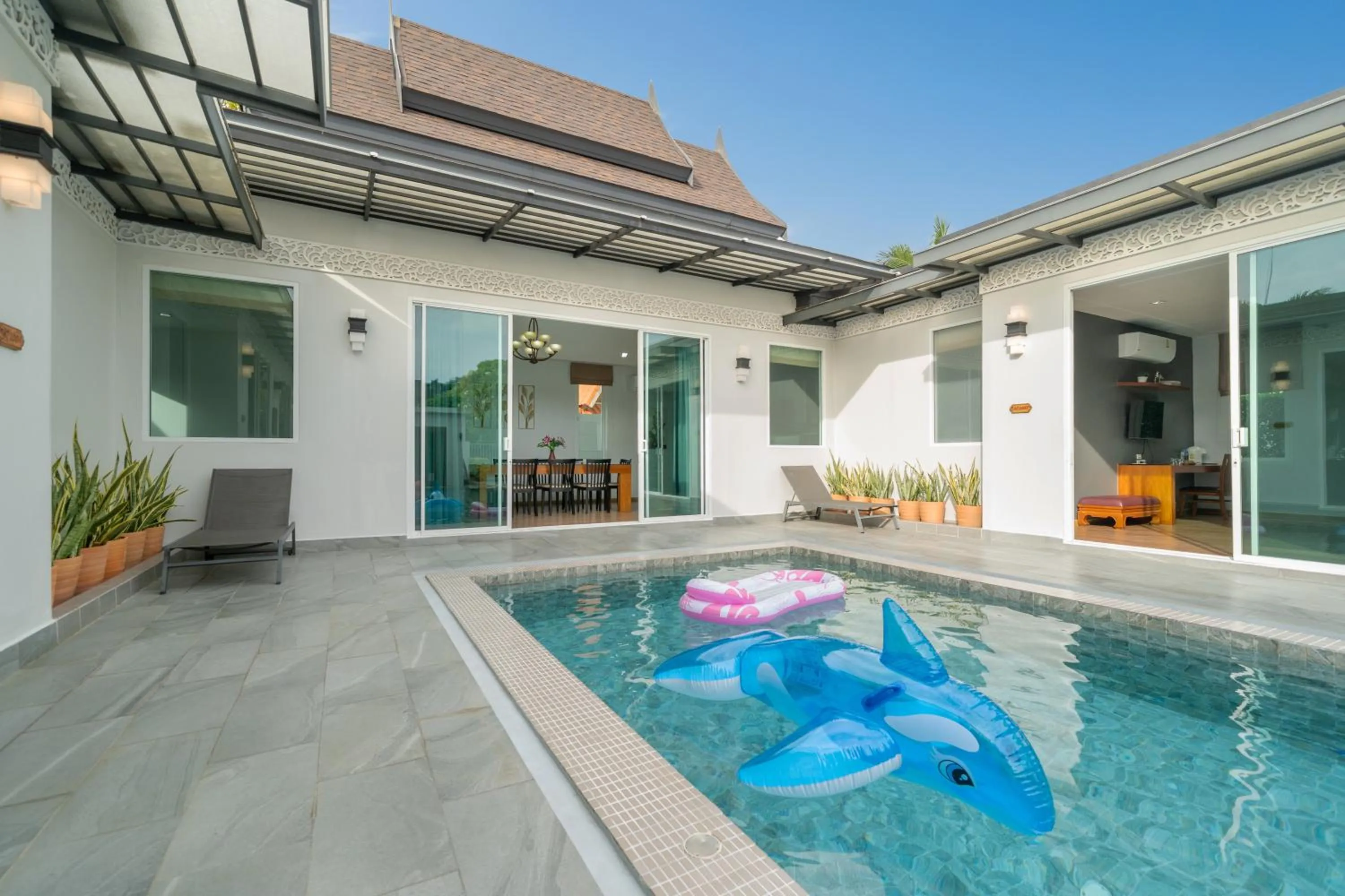 Swimming pool in Phuket La Siesta Pool Villas & Pool Access Rooms
