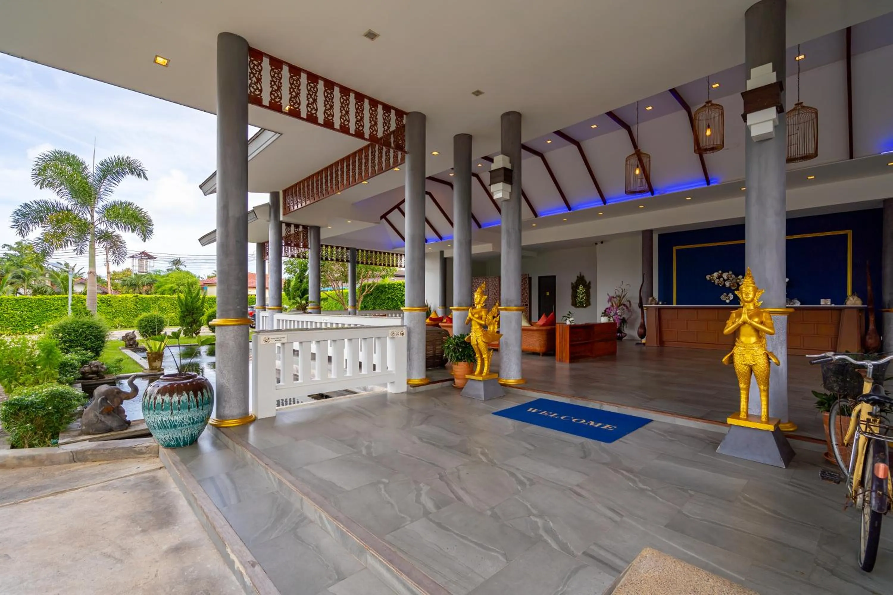 Lobby or reception in Phuket La Siesta