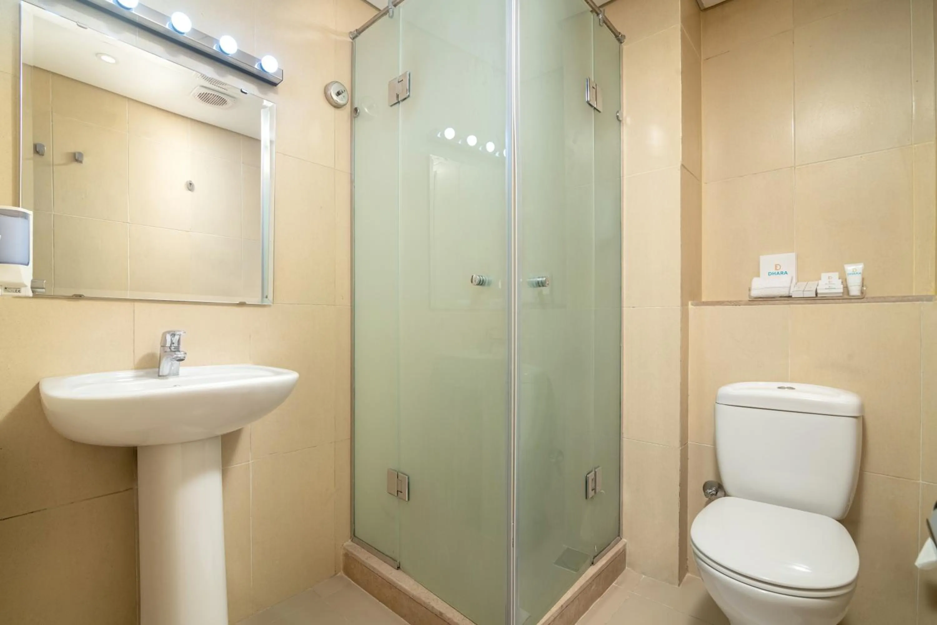 Property building in Dhara Residence E2 Lodge Hotel