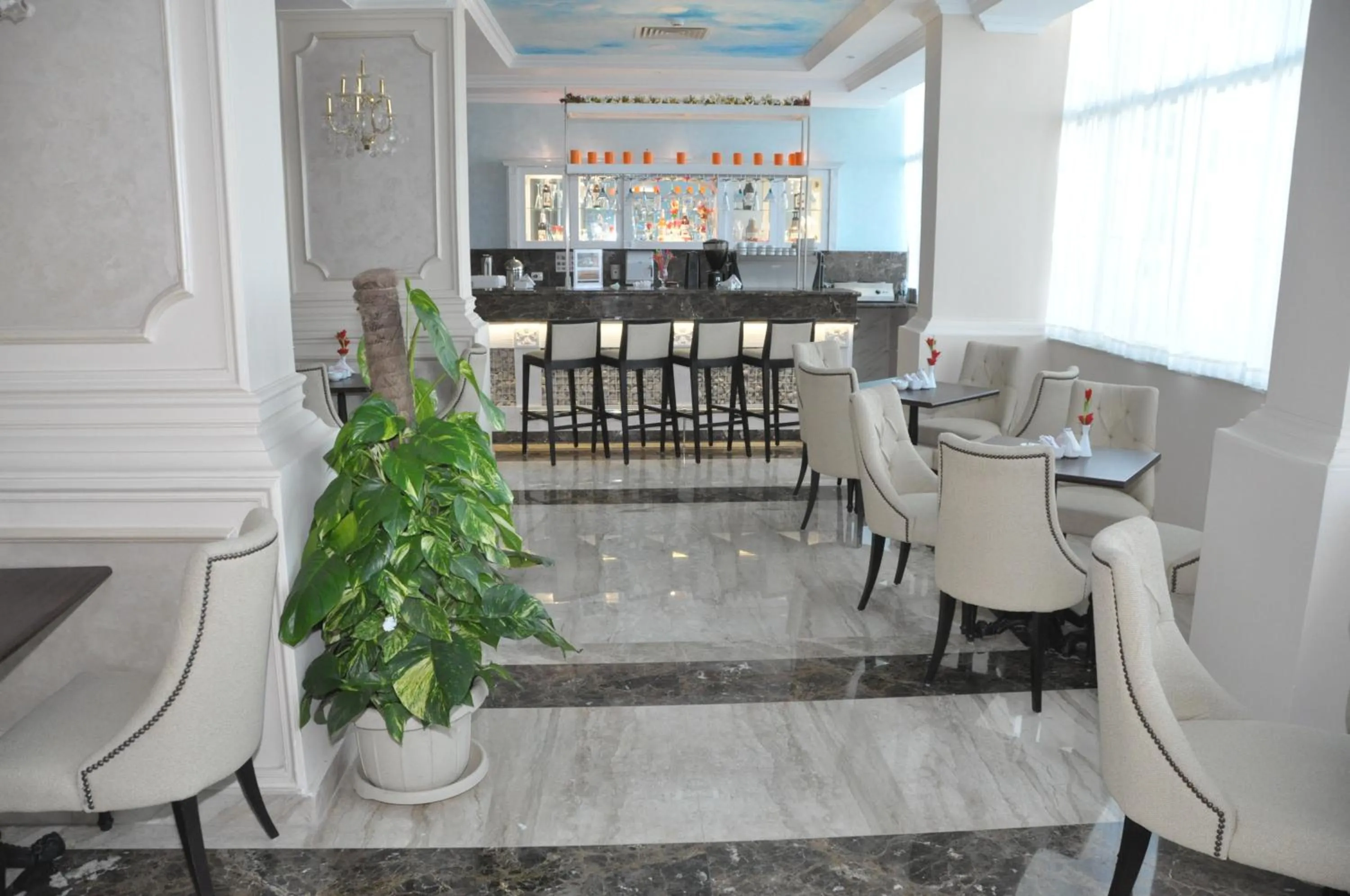 Coffee/tea facilities in The Guard Hotel