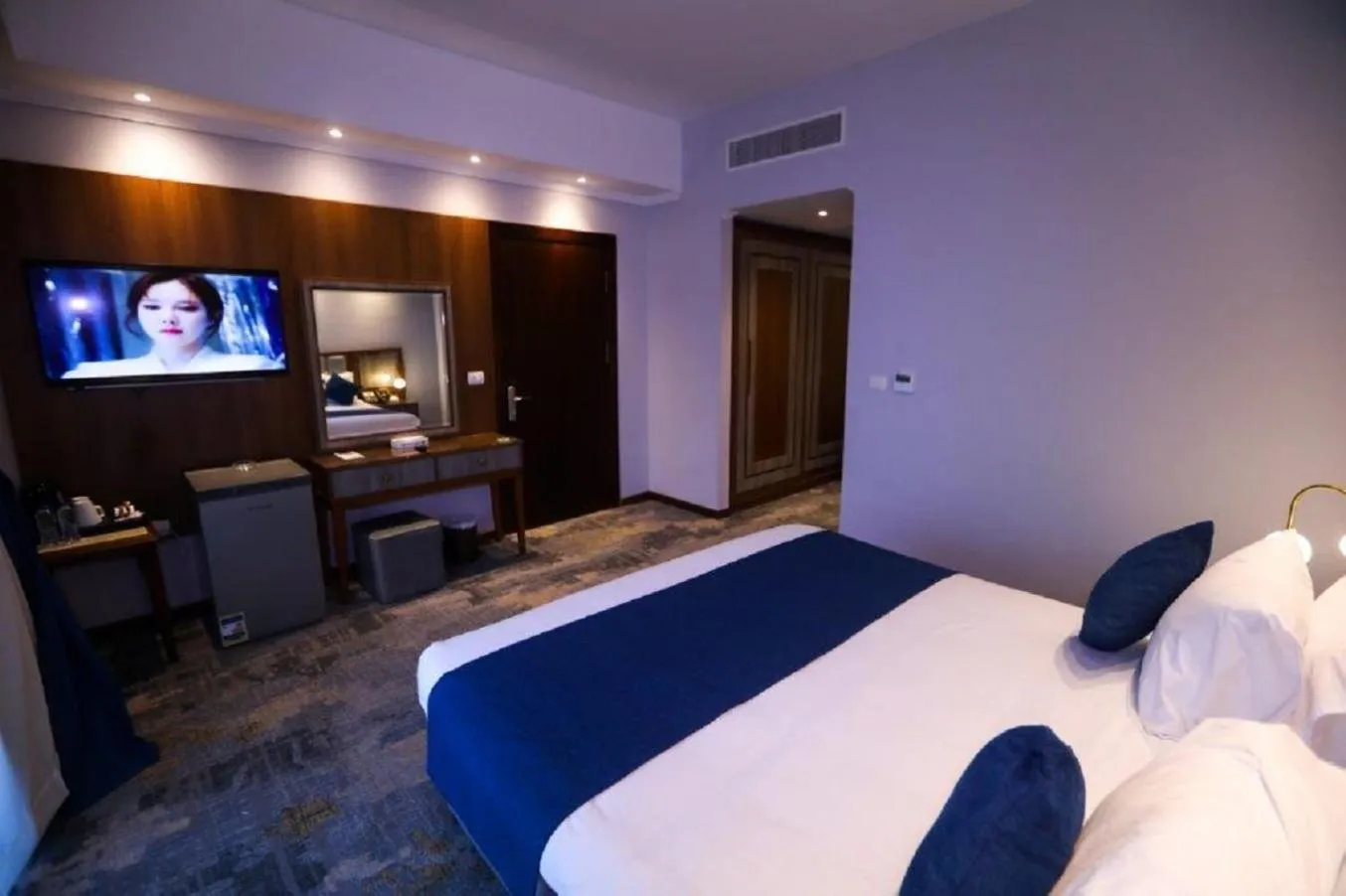 Bed in The Guard Hotel