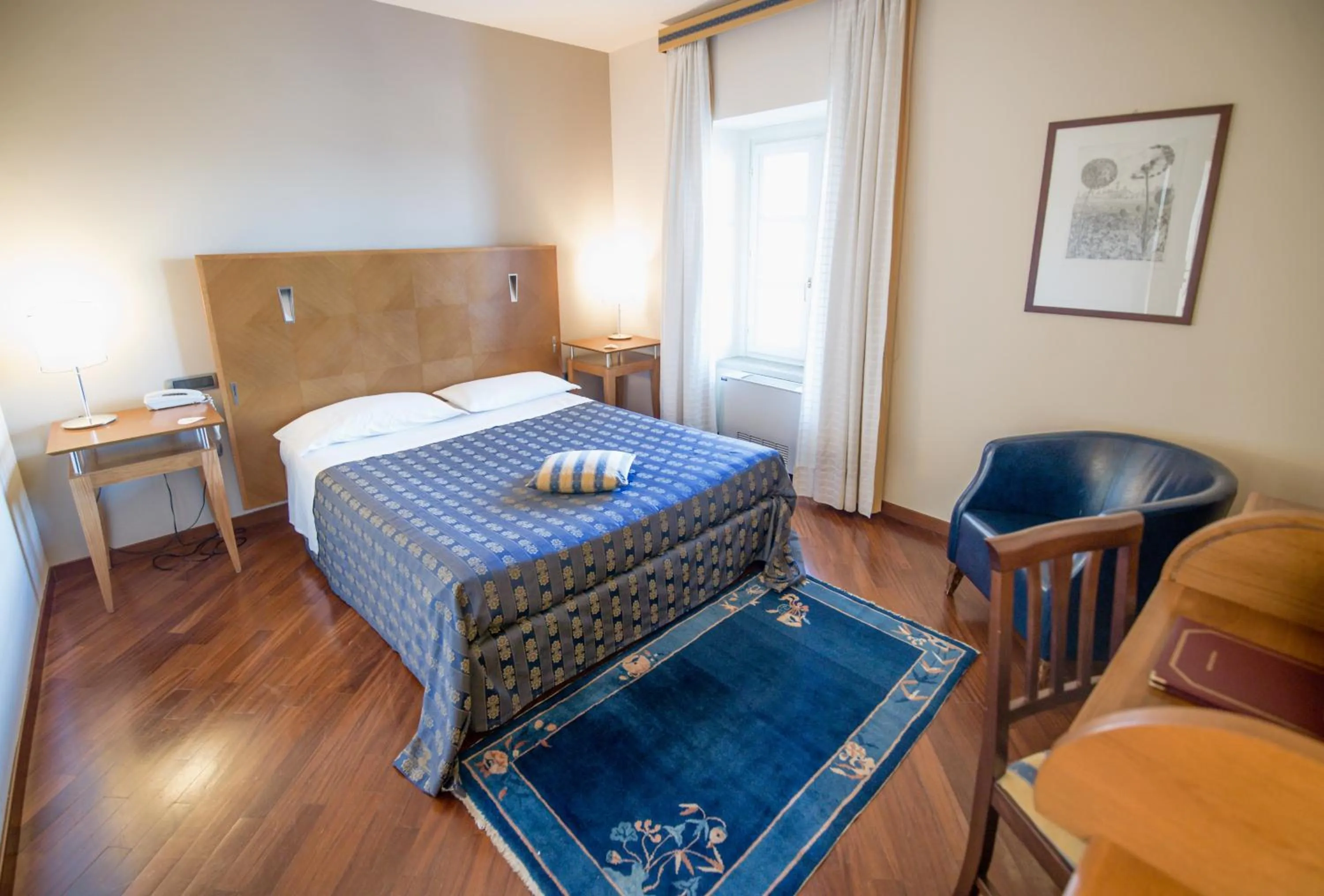 Photo of the whole room, Bed in Castello Rosso