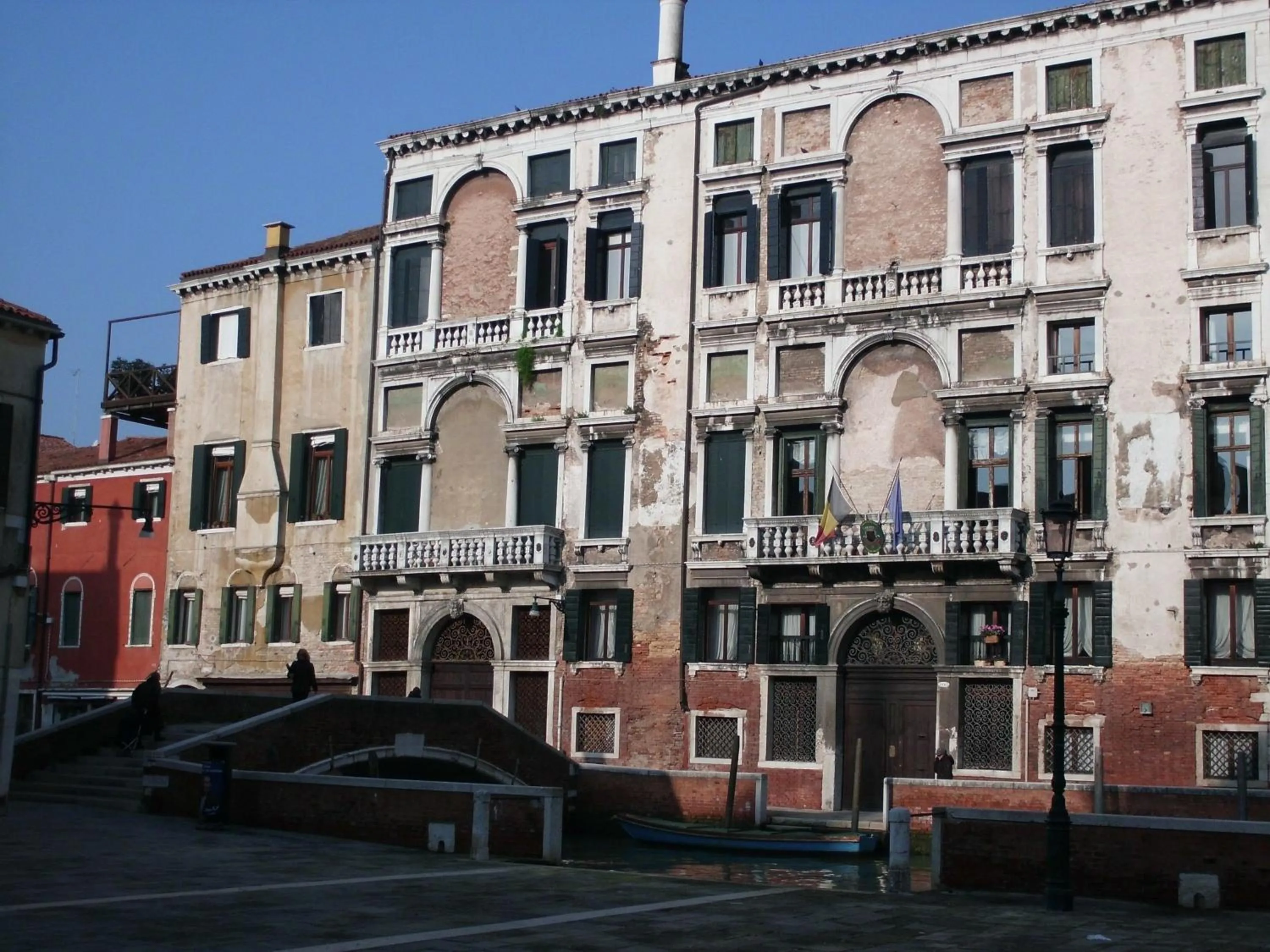 Facade/entrance in Appartamenti inside Palazzo Foscarini