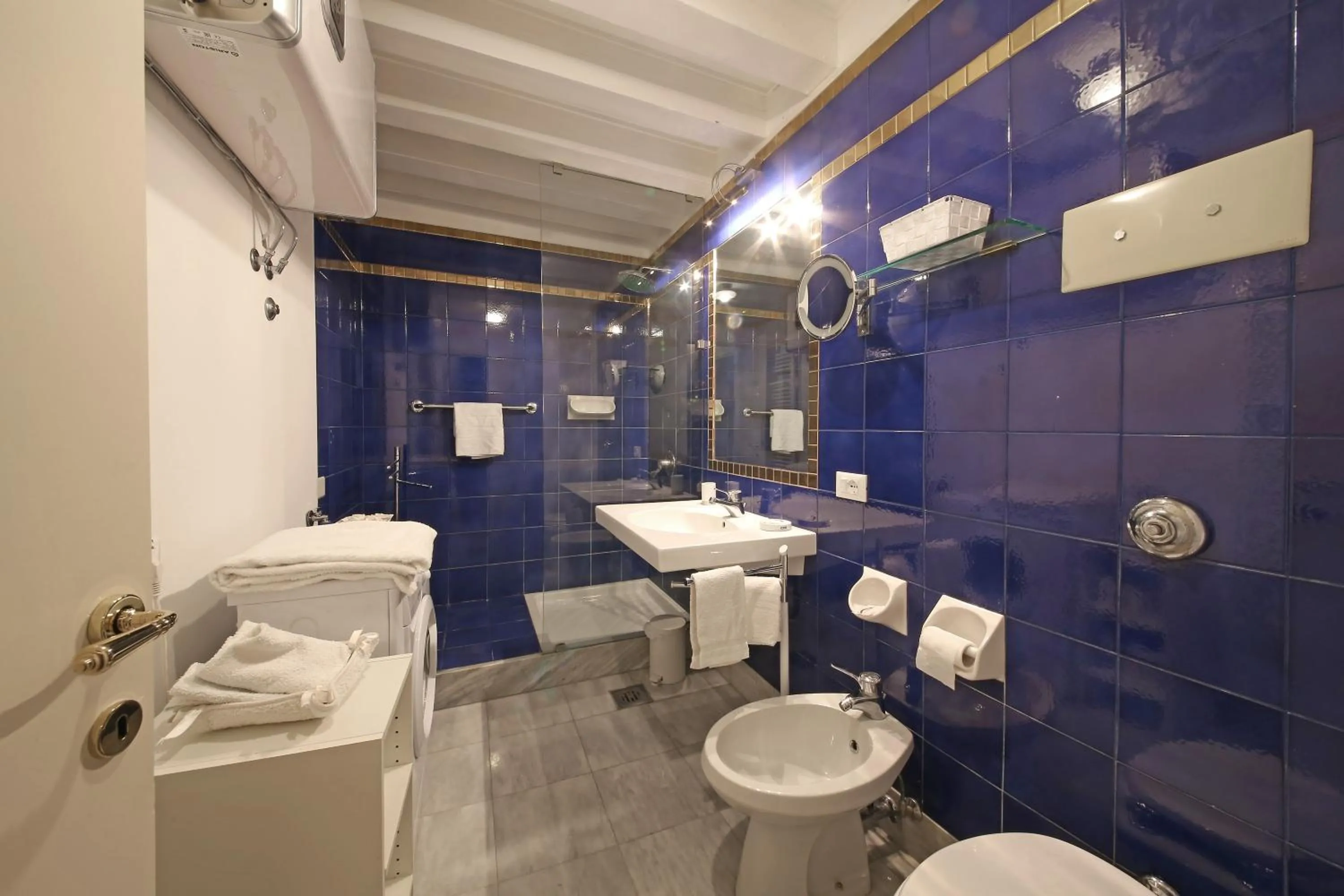 Bathroom in Appartamenti inside Palazzo Foscarini