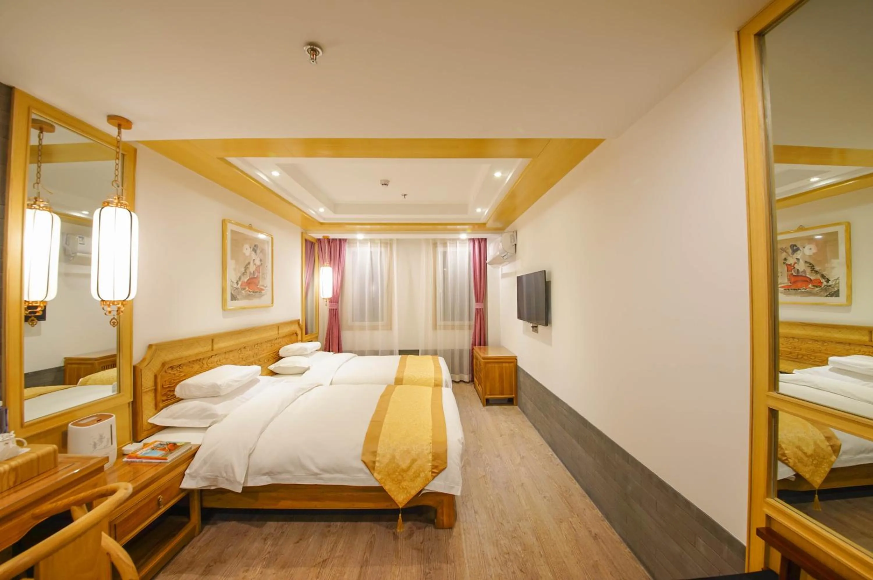 Photo of the whole room, Bed in Pipa Hotel Datong