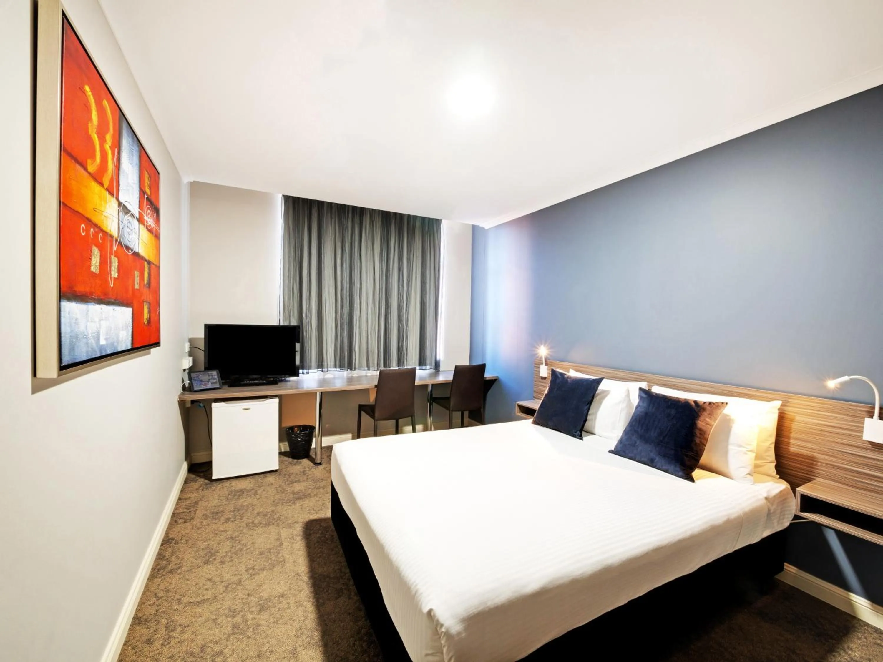 TV and multimedia, Bed in 28 Hotel