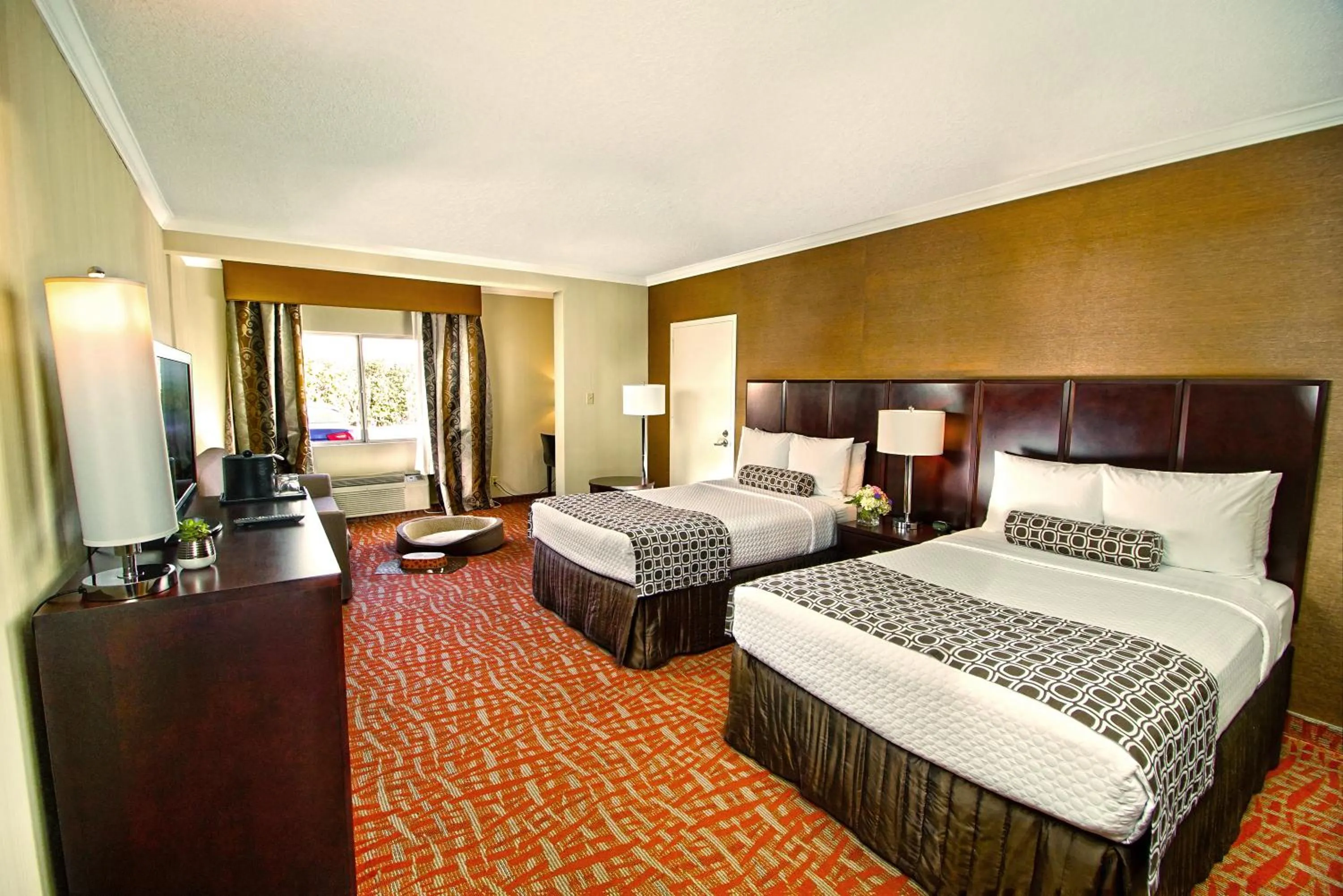 Seating area in The Hotel Fullerton Anaheim