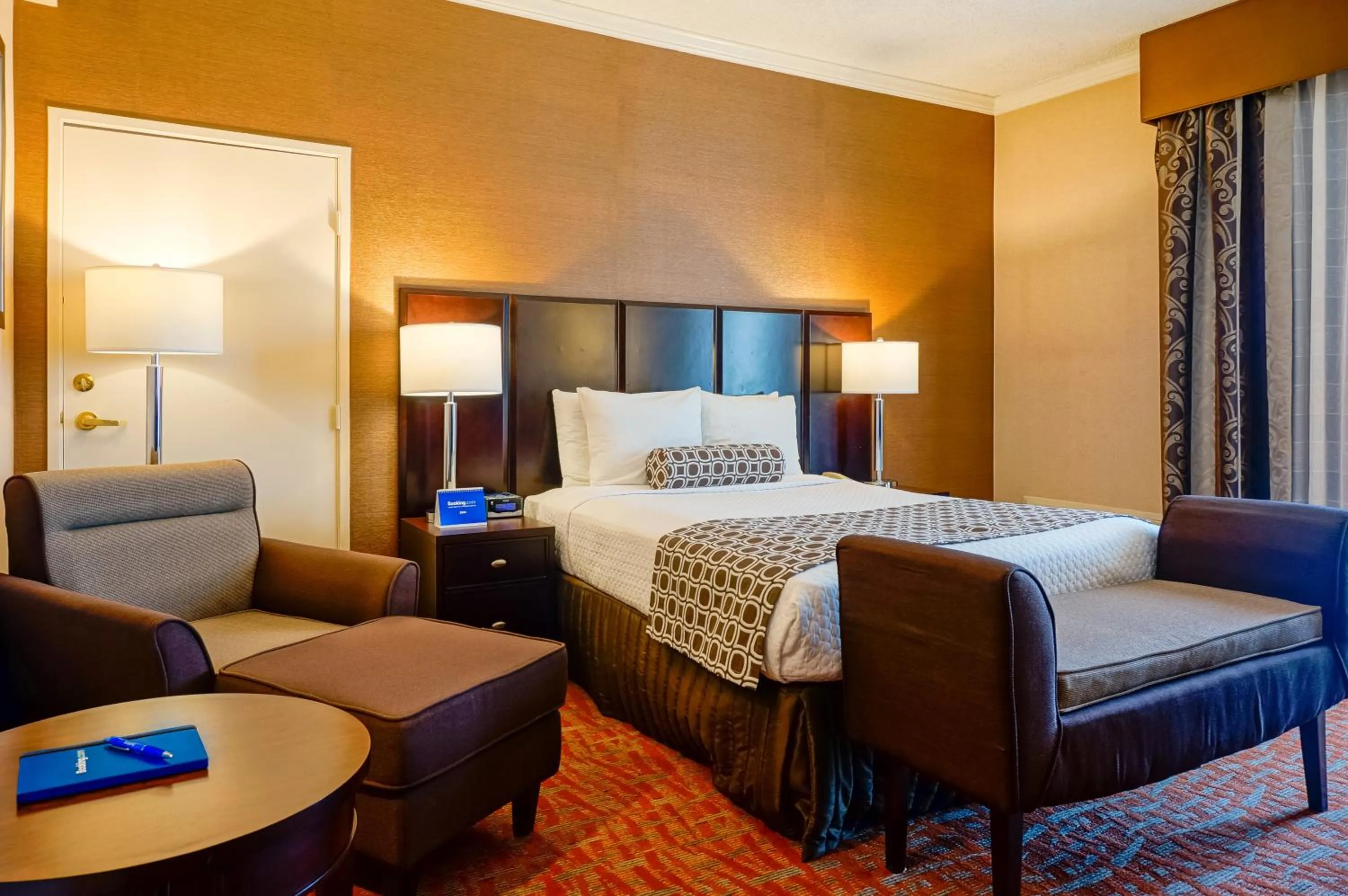 Bed in The Hotel Fullerton Anaheim