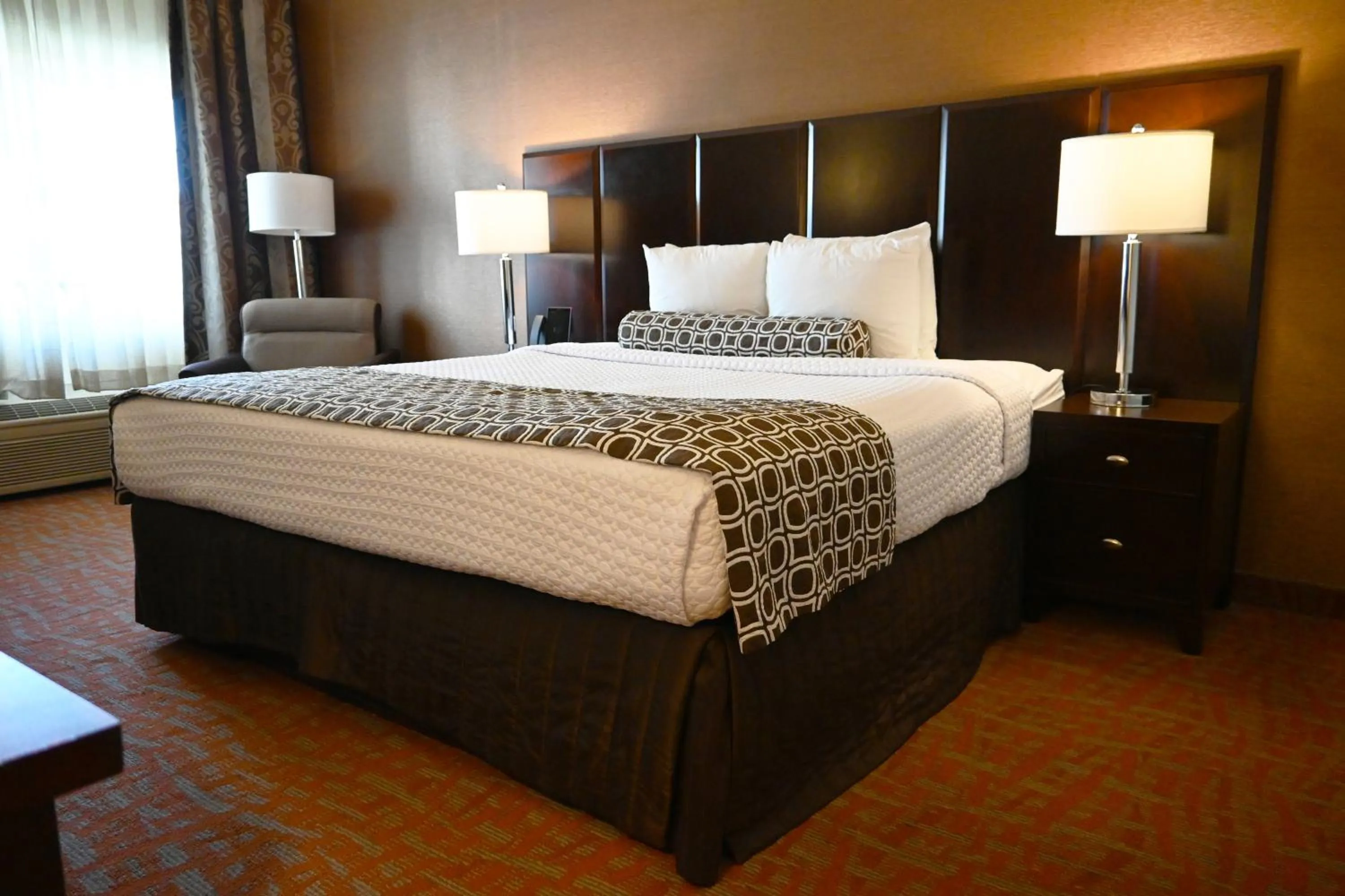 Bed in The Hotel Fullerton Anaheim