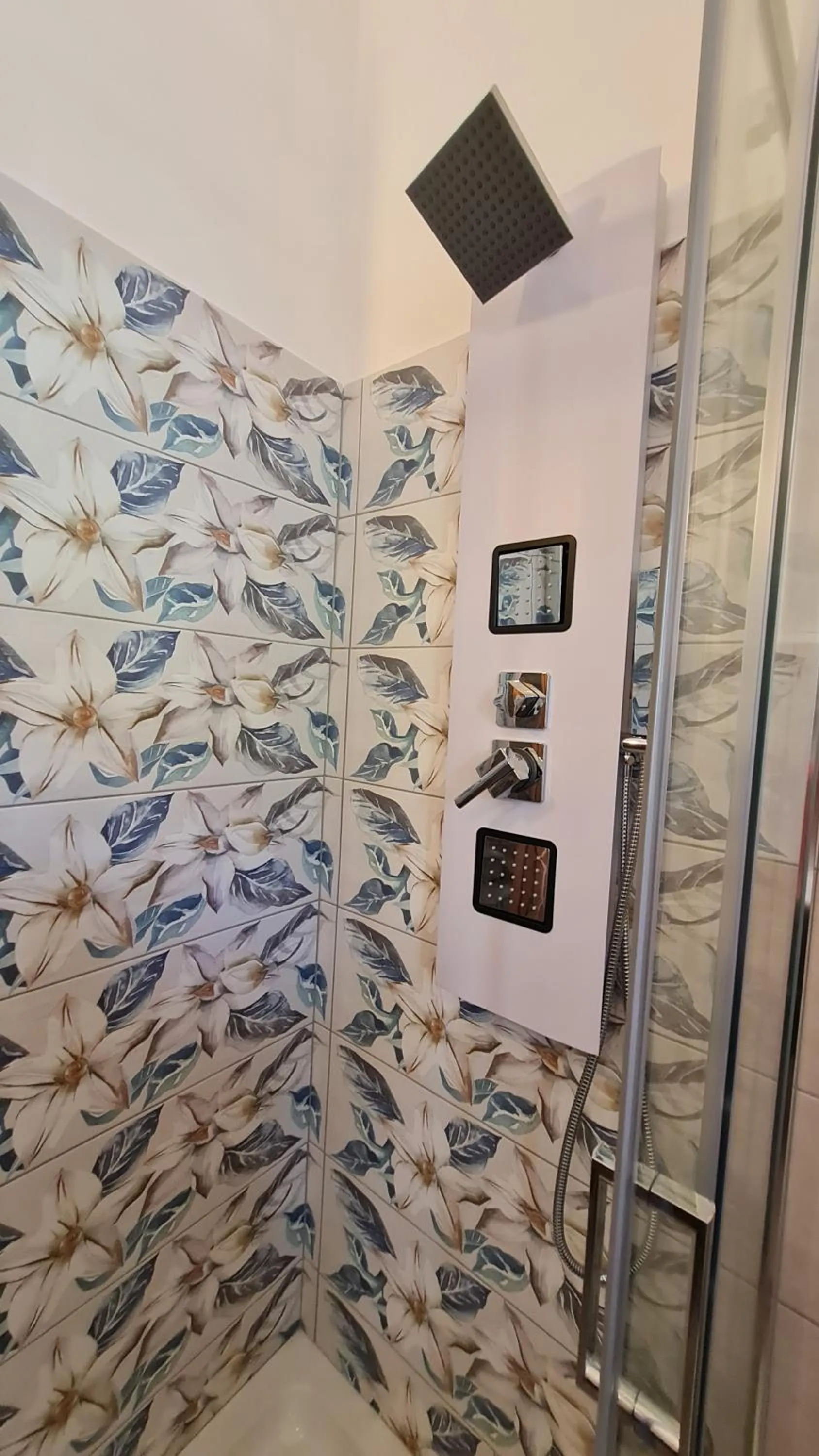 Shower in B&B Giostell