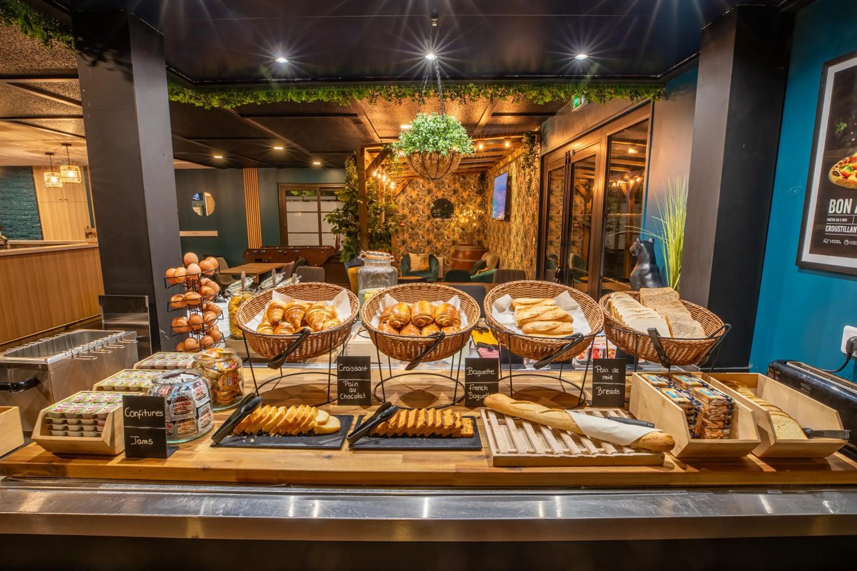 Buffet breakfast in Kyriad Direct Laon