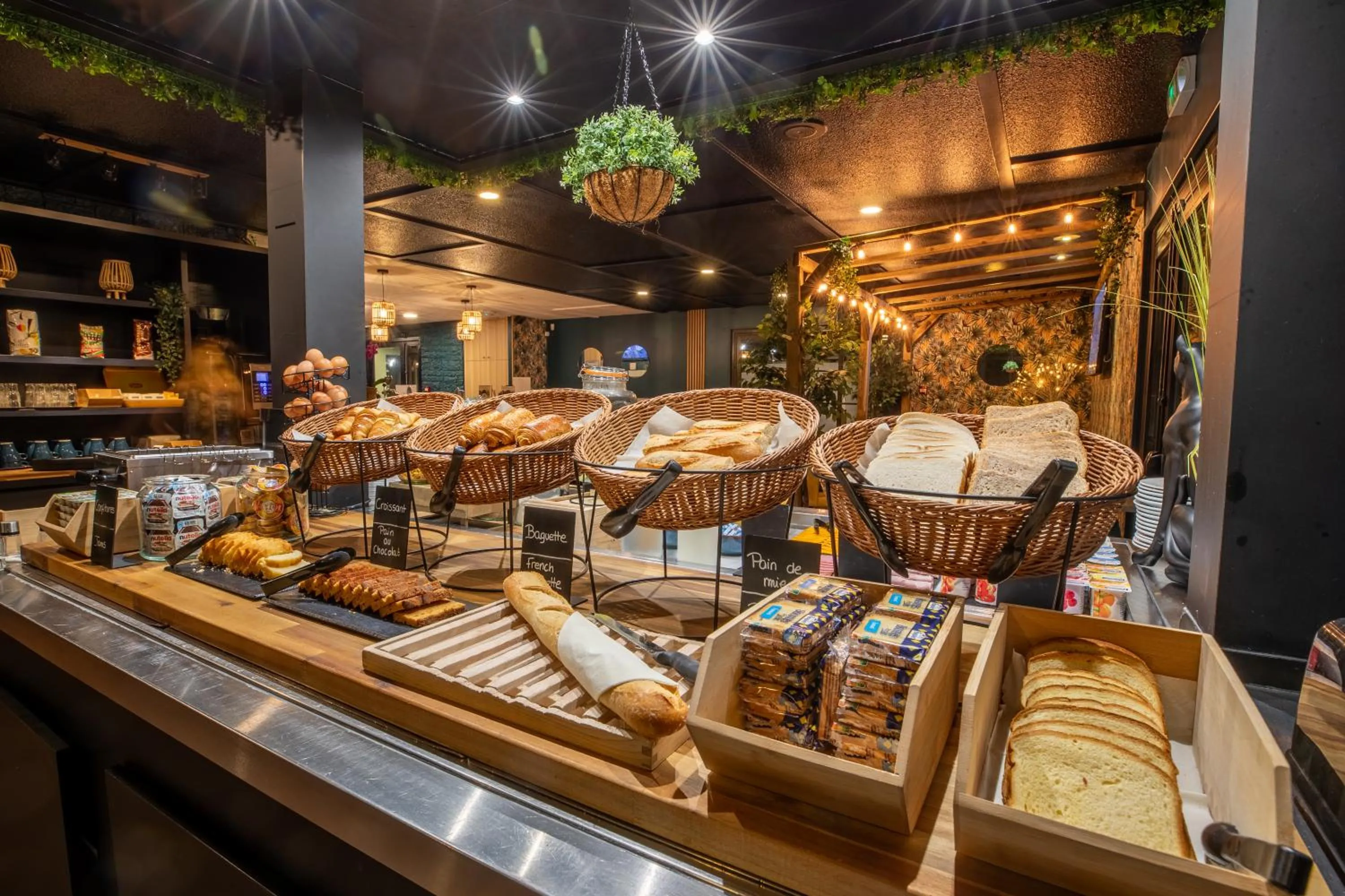 Buffet breakfast in Kyriad Direct Laon