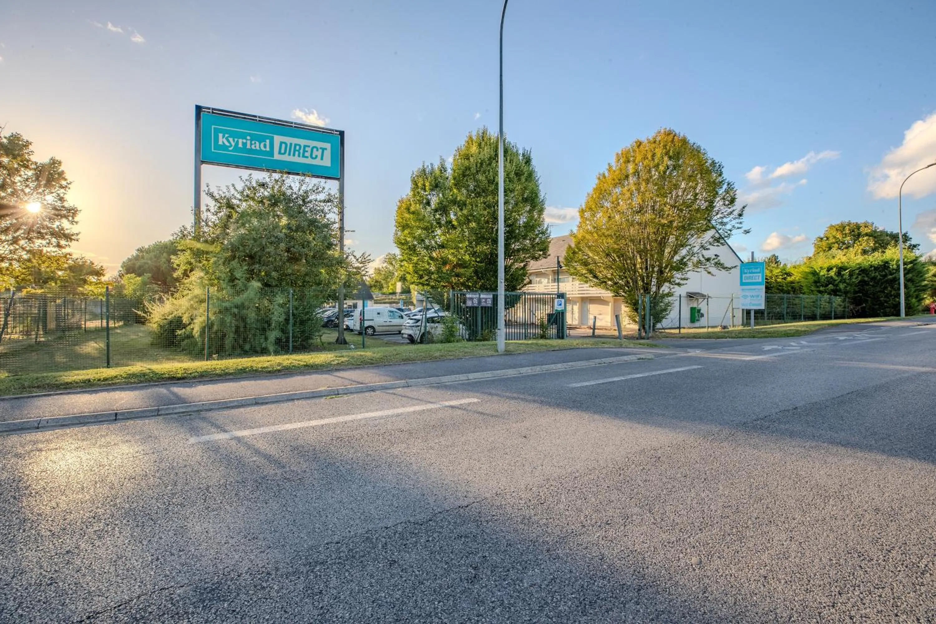 Street view in Kyriad Direct Laon