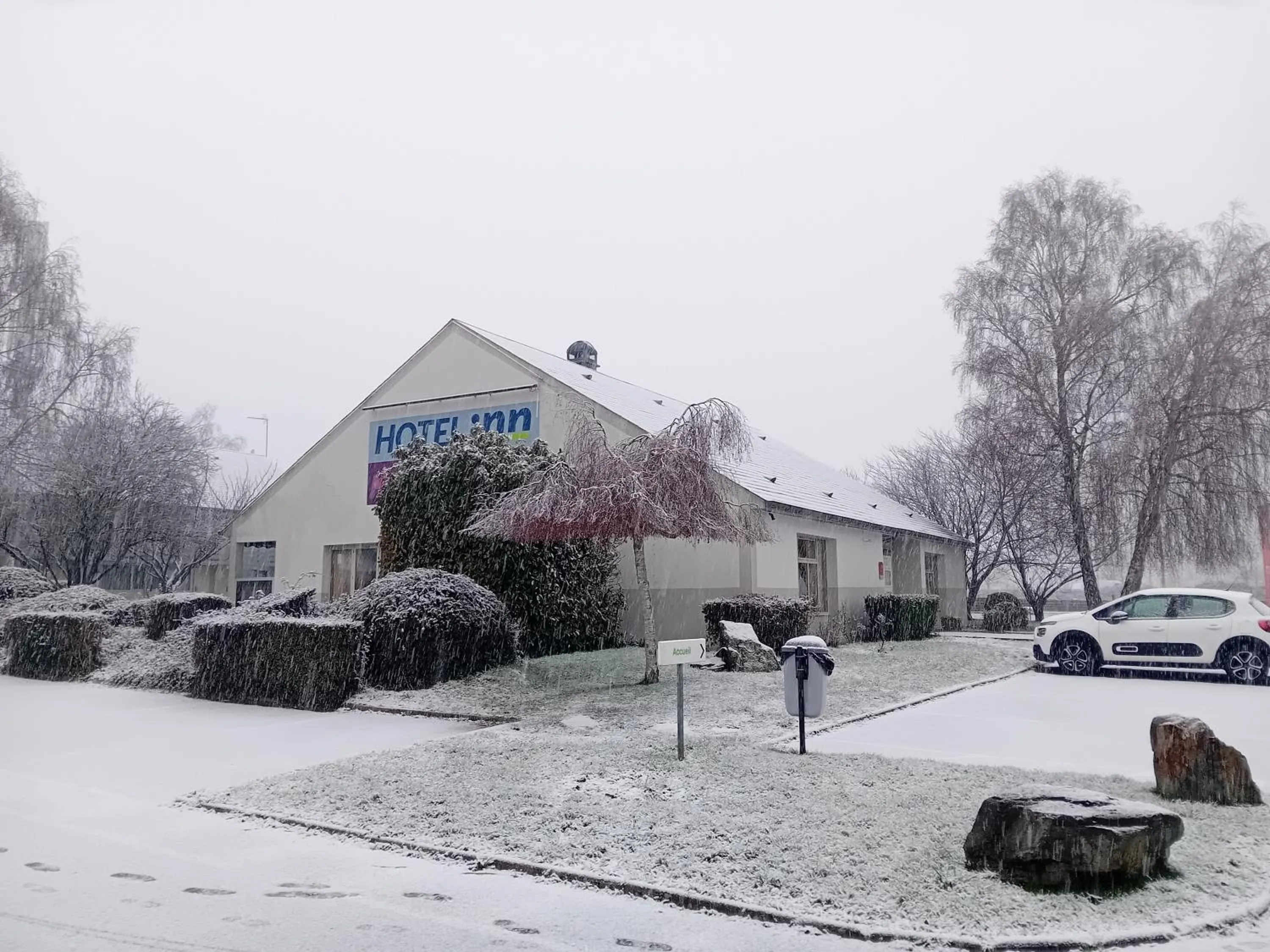 Hôtel Inn Design Laval