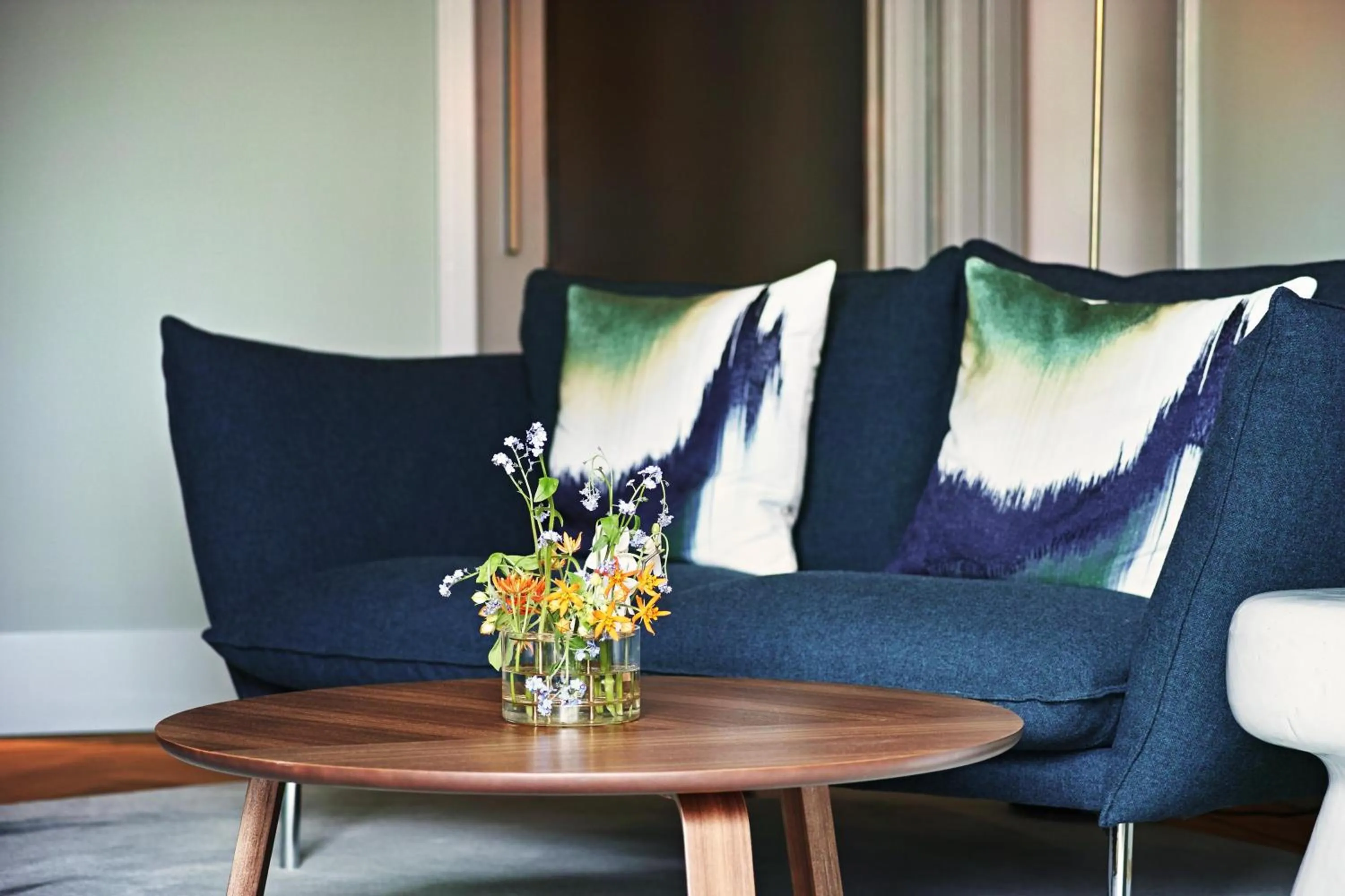 Photo of the whole room in Hyatt Regency Amsterdam