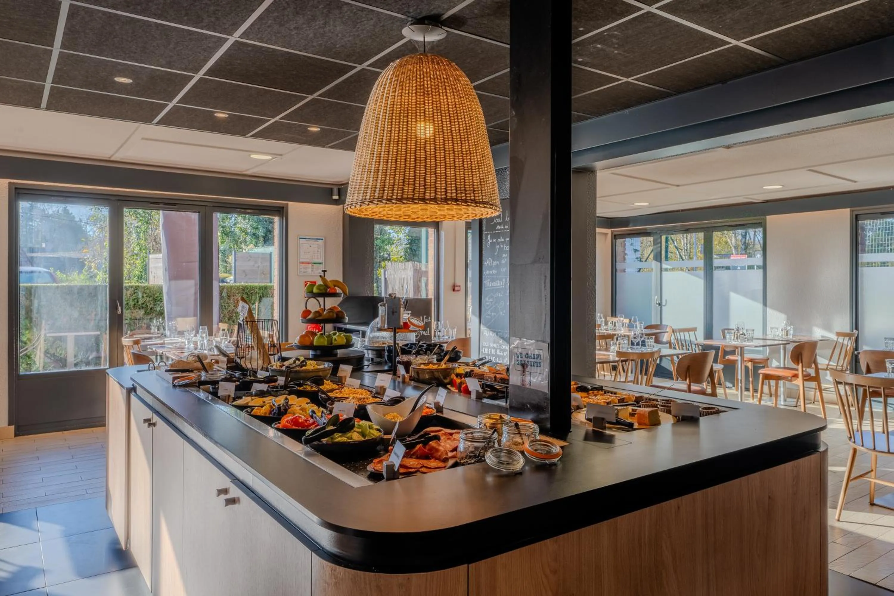 Meals in Campanile NATURE - Lille Est Villeneuve-d'Ascq