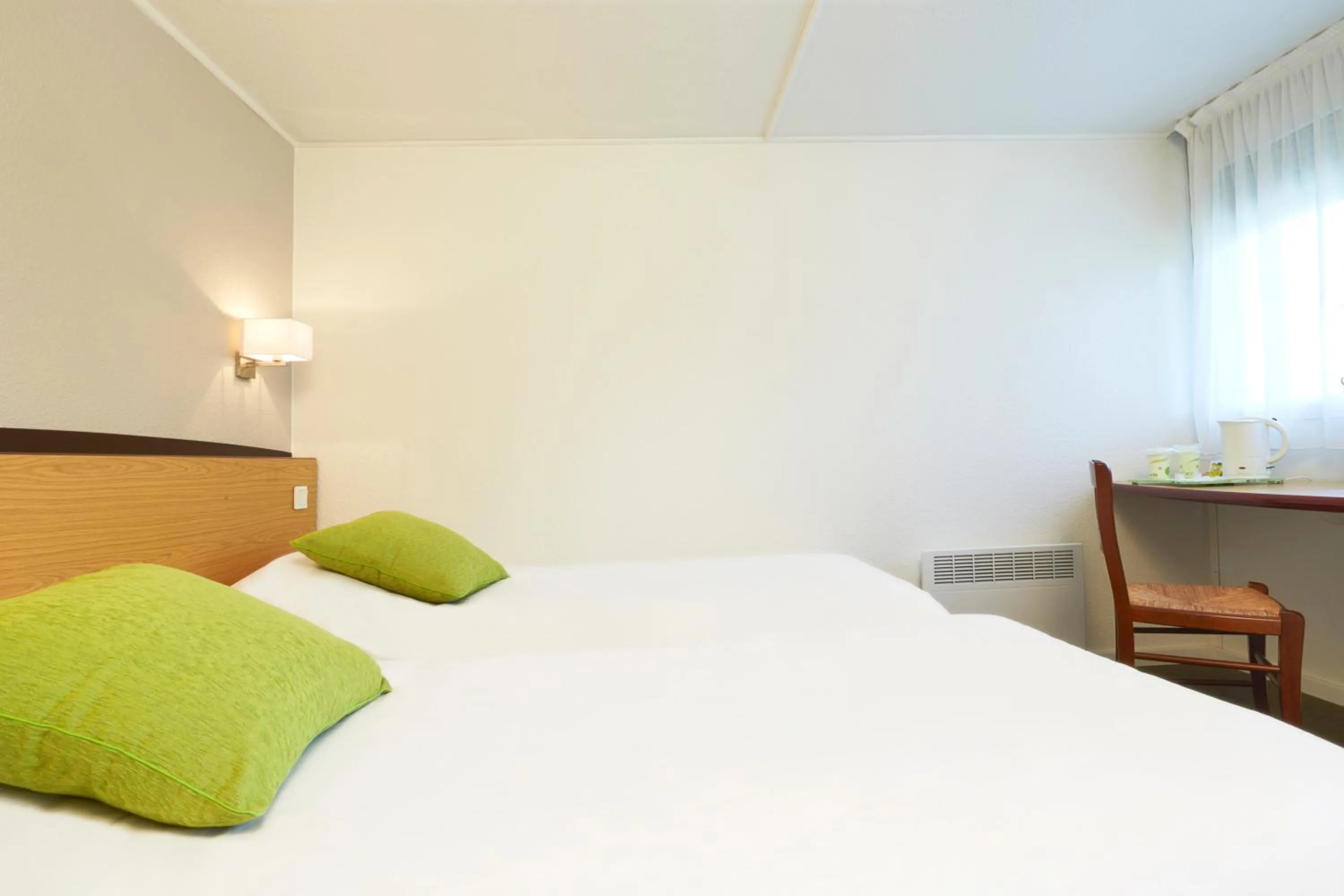 Bed in Campanile Lille - Lomme