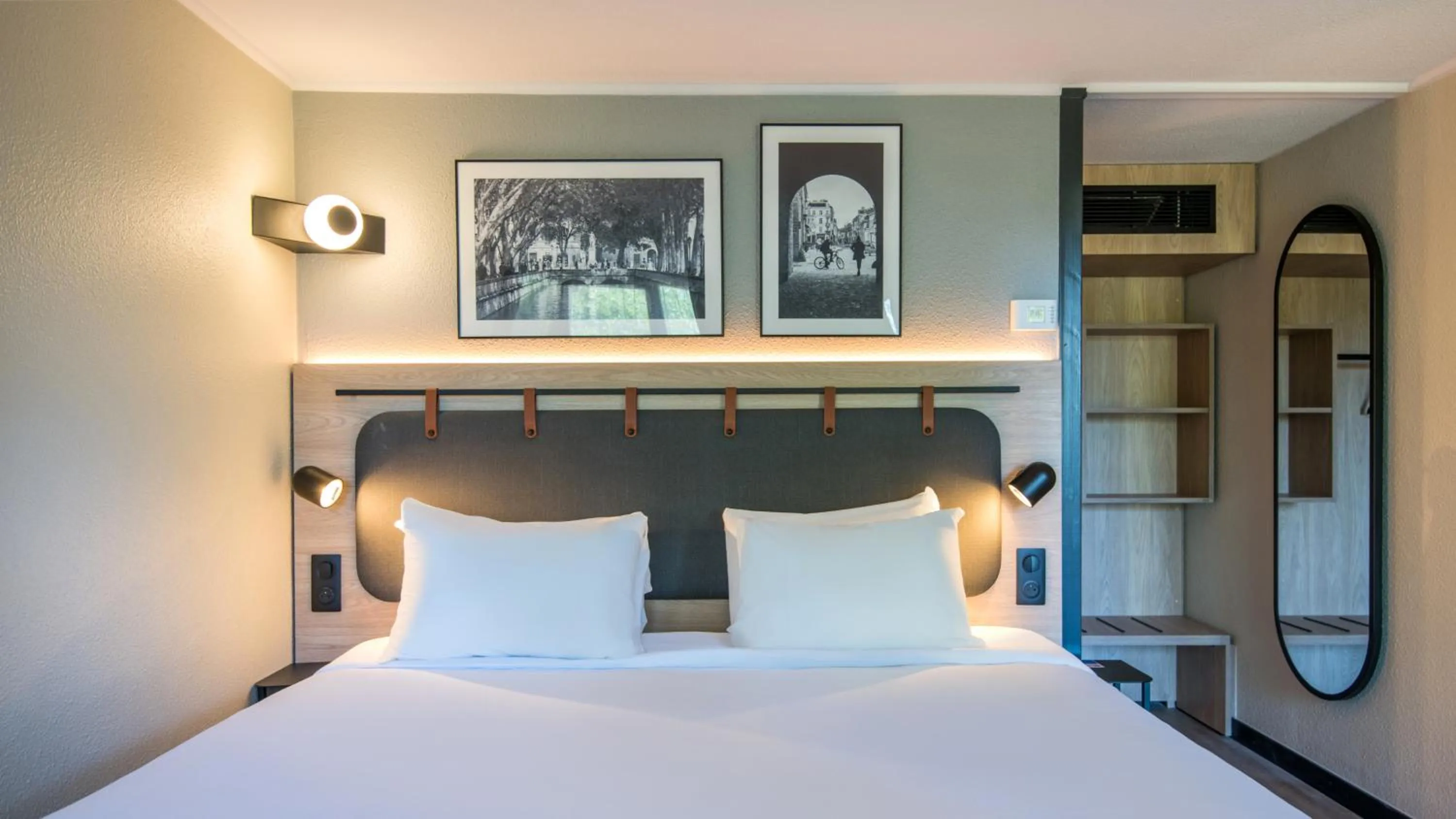 Bed in Campanile Lille - Lomme