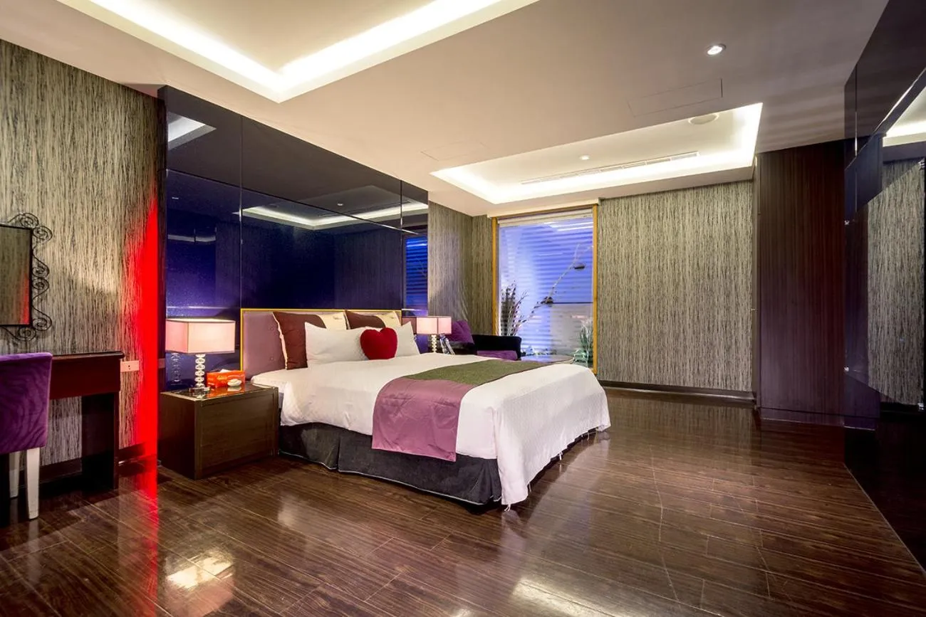 Bedroom, Bed in Norway Forest Villa Motel