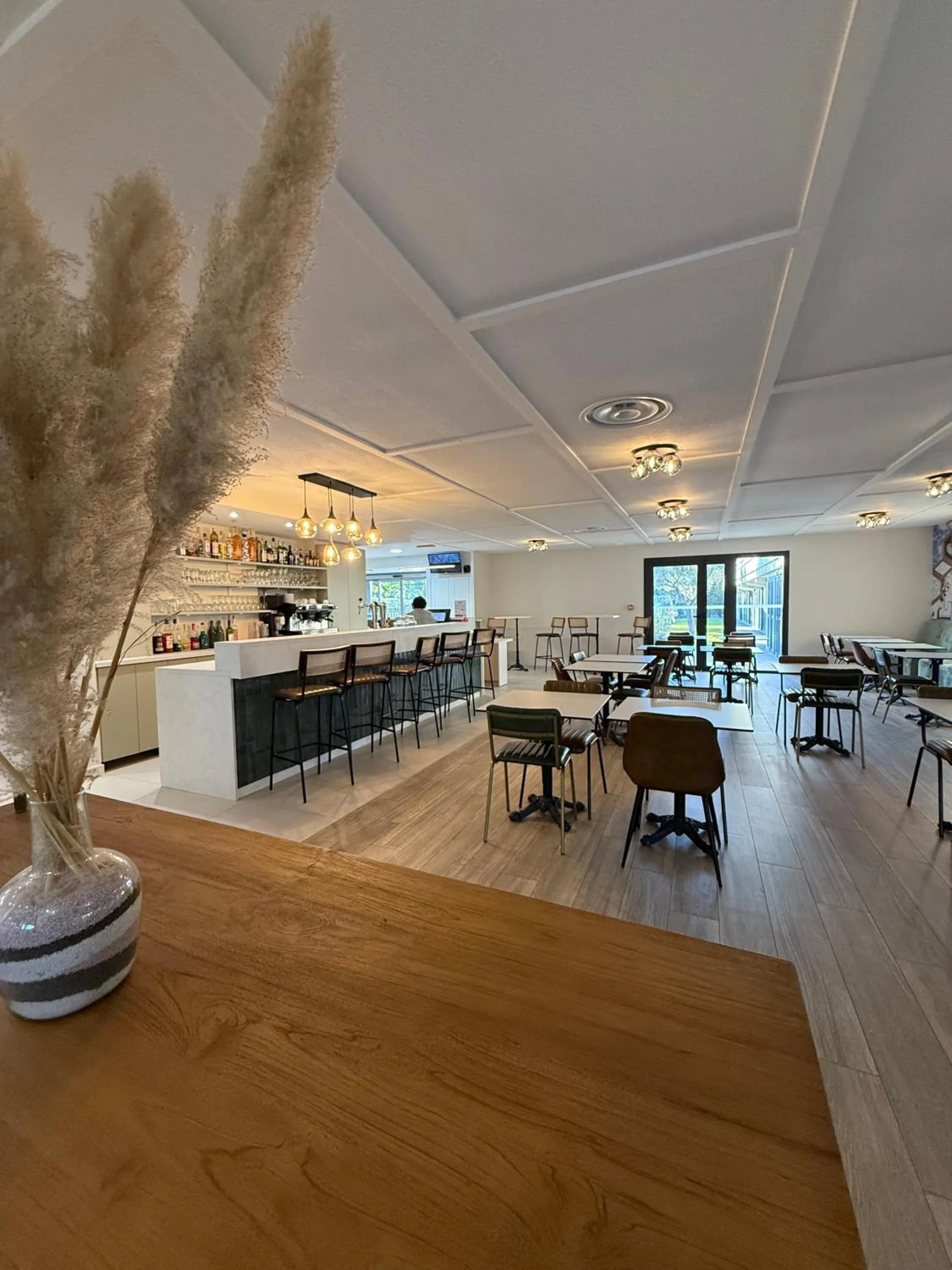 Property building in HÔTEL KYRIAD MARSEILLE - Vitrolles Aéroport