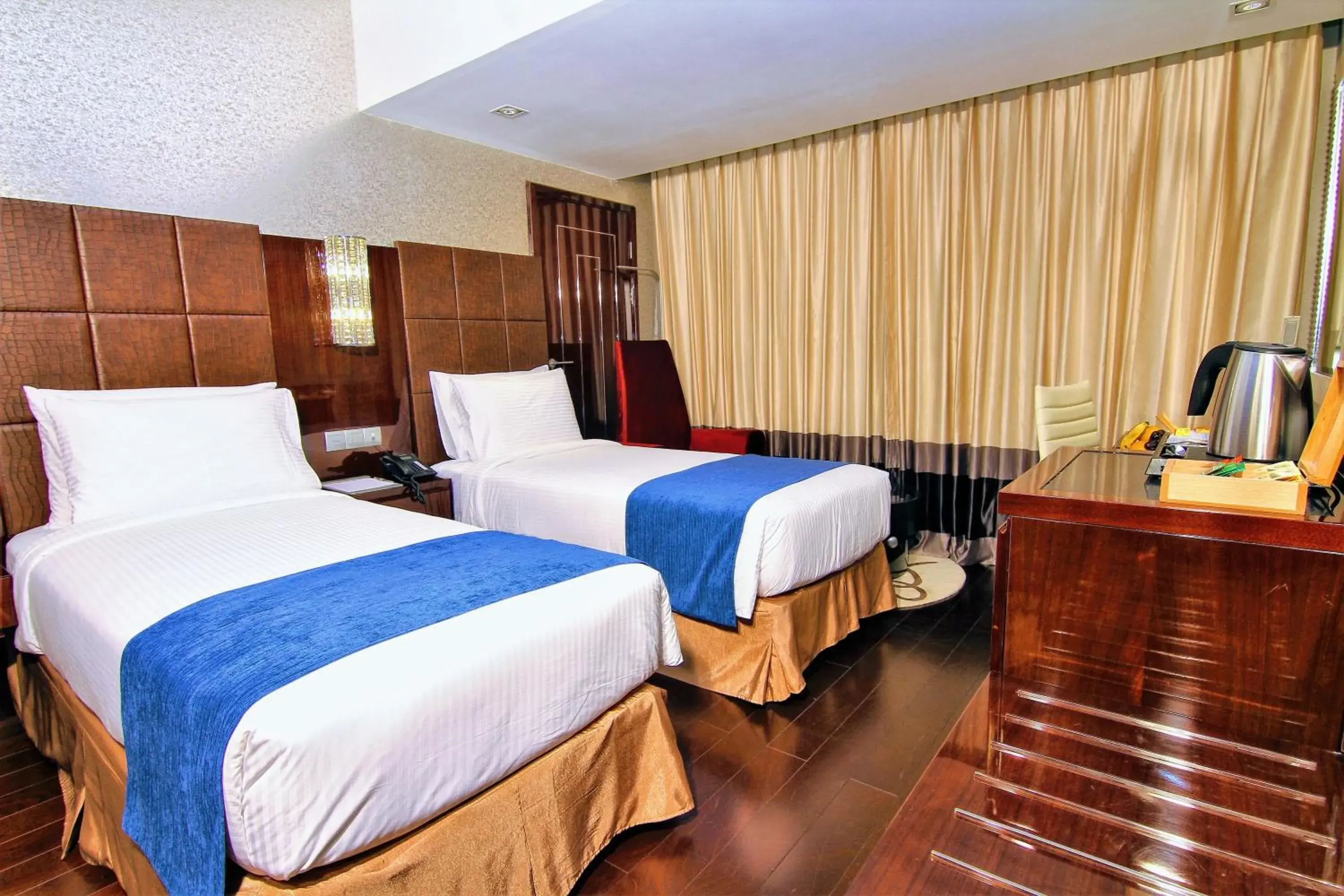 Deluxe Twin Room in The Raintree Dhaka - A Luxury collection Hotel Deluxe Twin Room in The Raintree Dhaka - A Luxury collection Hotel