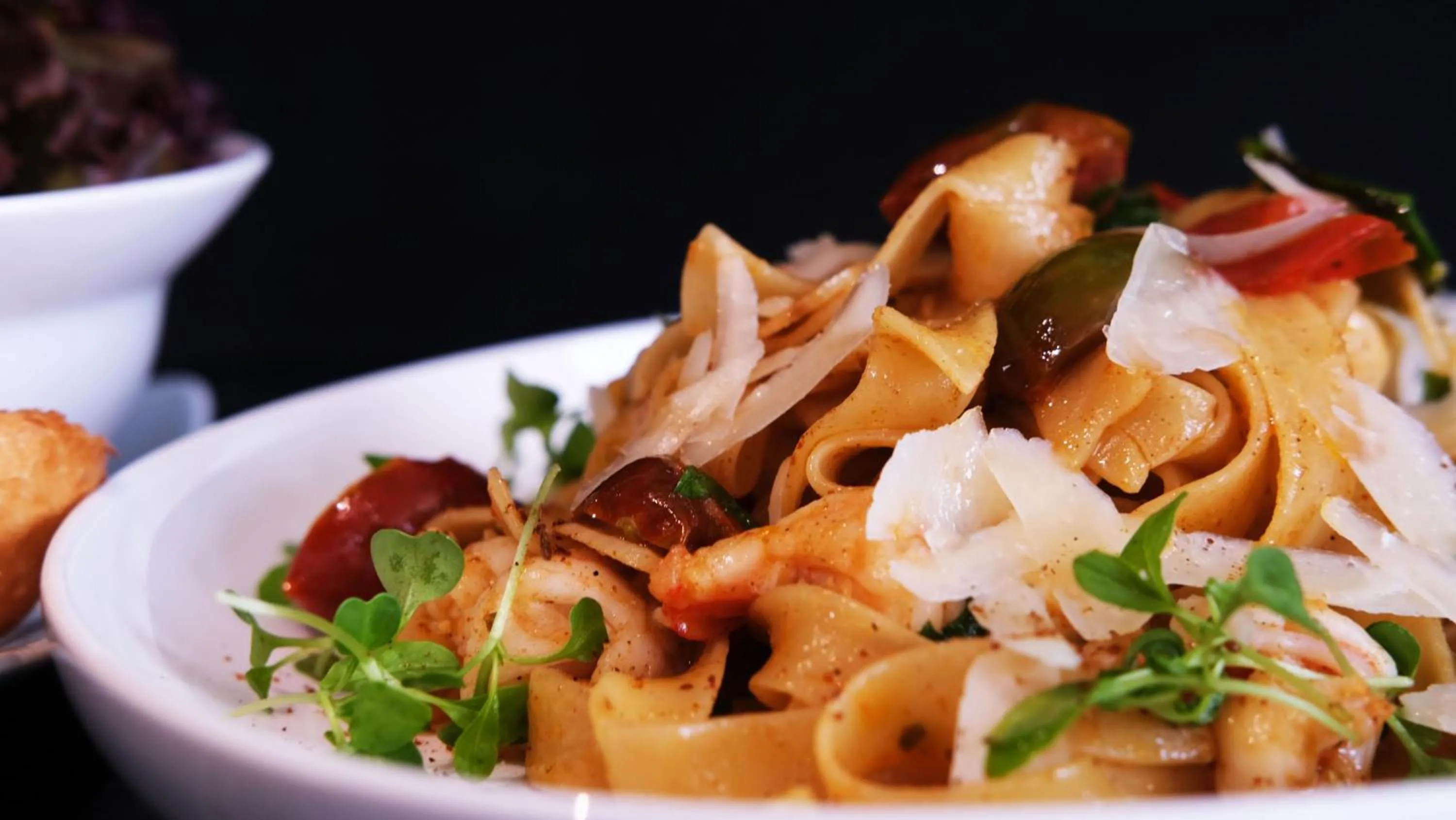 The Bloom Classic - An Excellent Blend of Cozy Living and Urban Relaxation