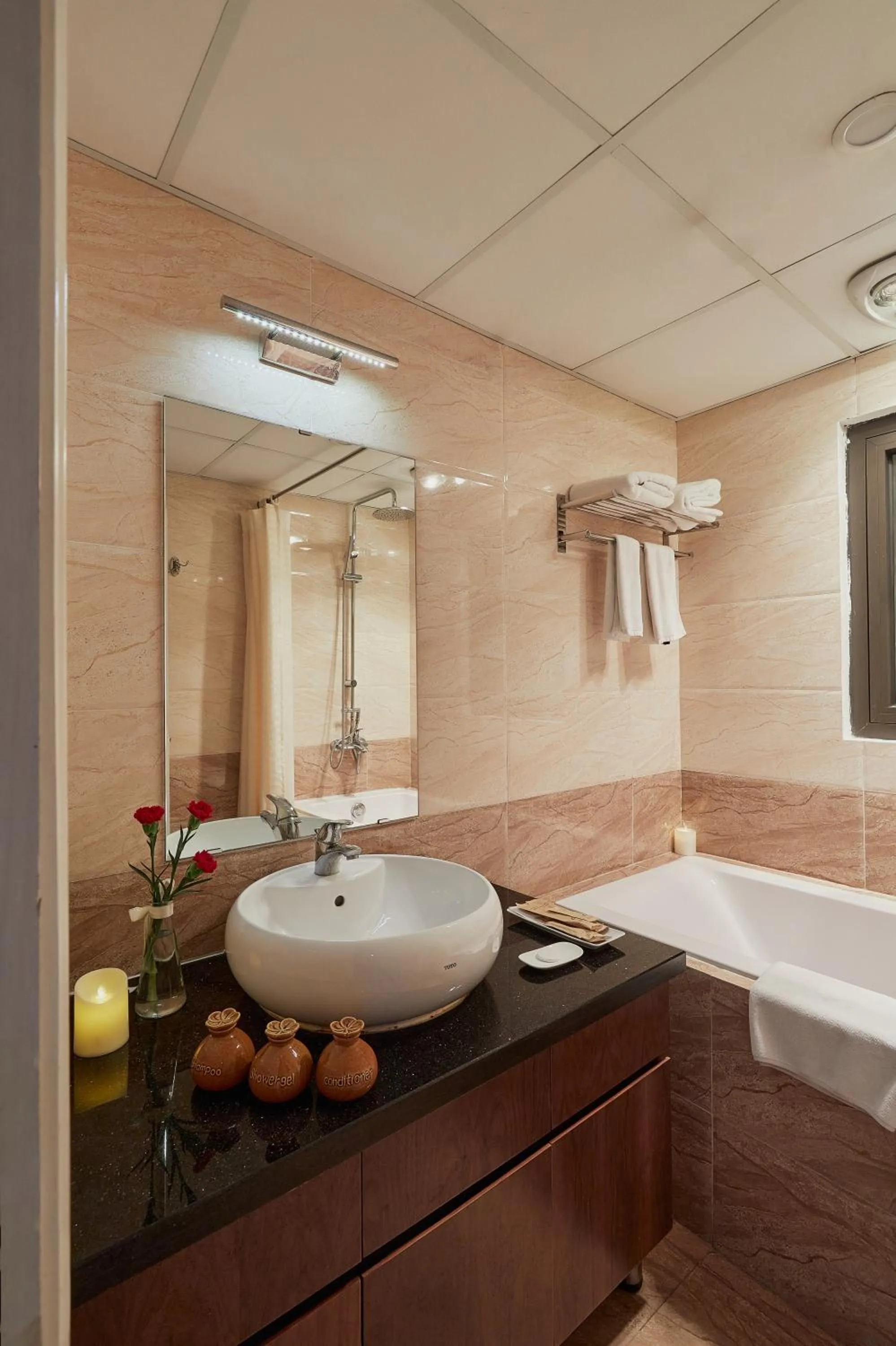 Bathroom in The Bloom Classic - An Excellent Blend of Cozy Living and Urban Relaxation