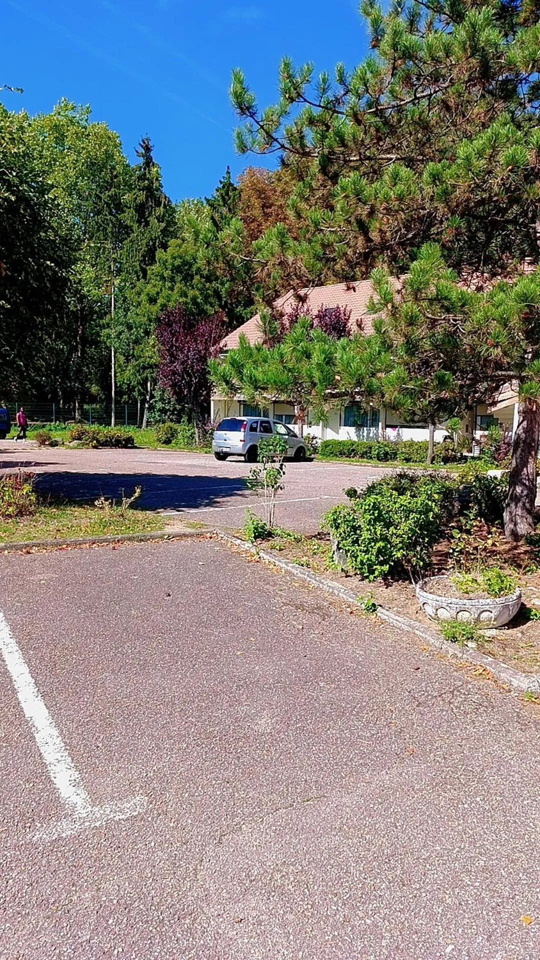 Property building in Kyriad Direct Metz Nord – Woippy