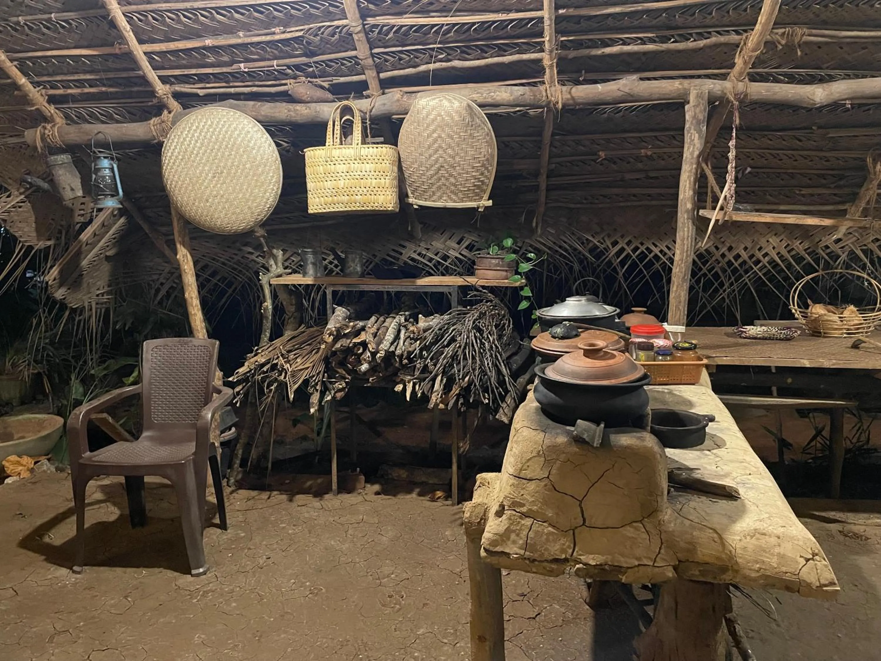 Property building in LakeSide Cabana Tissamaharama