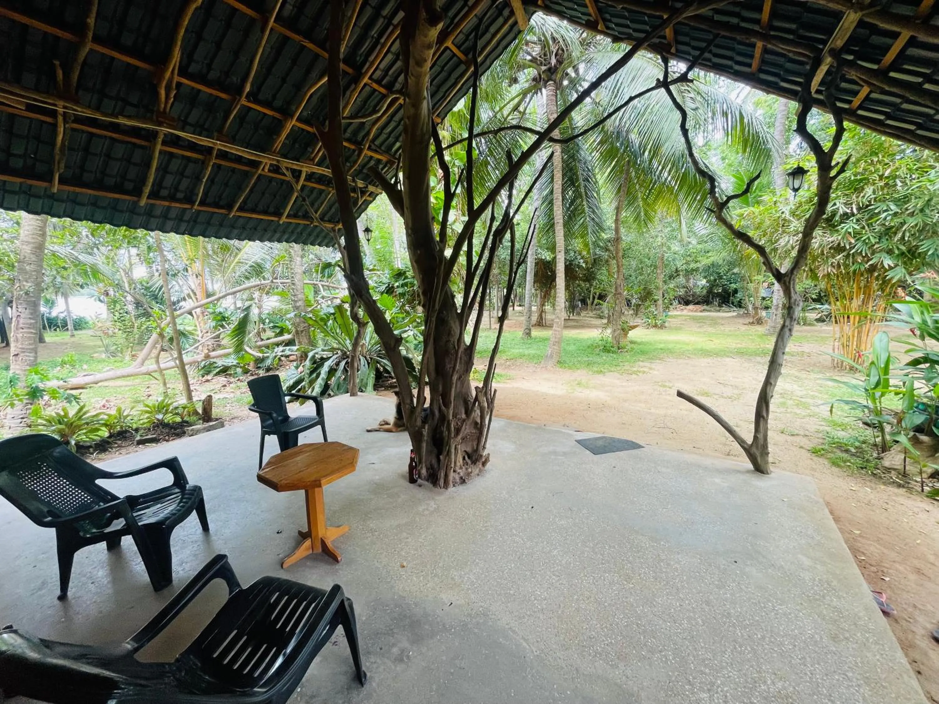 Property building in LakeSide Cabana Tissamaharama