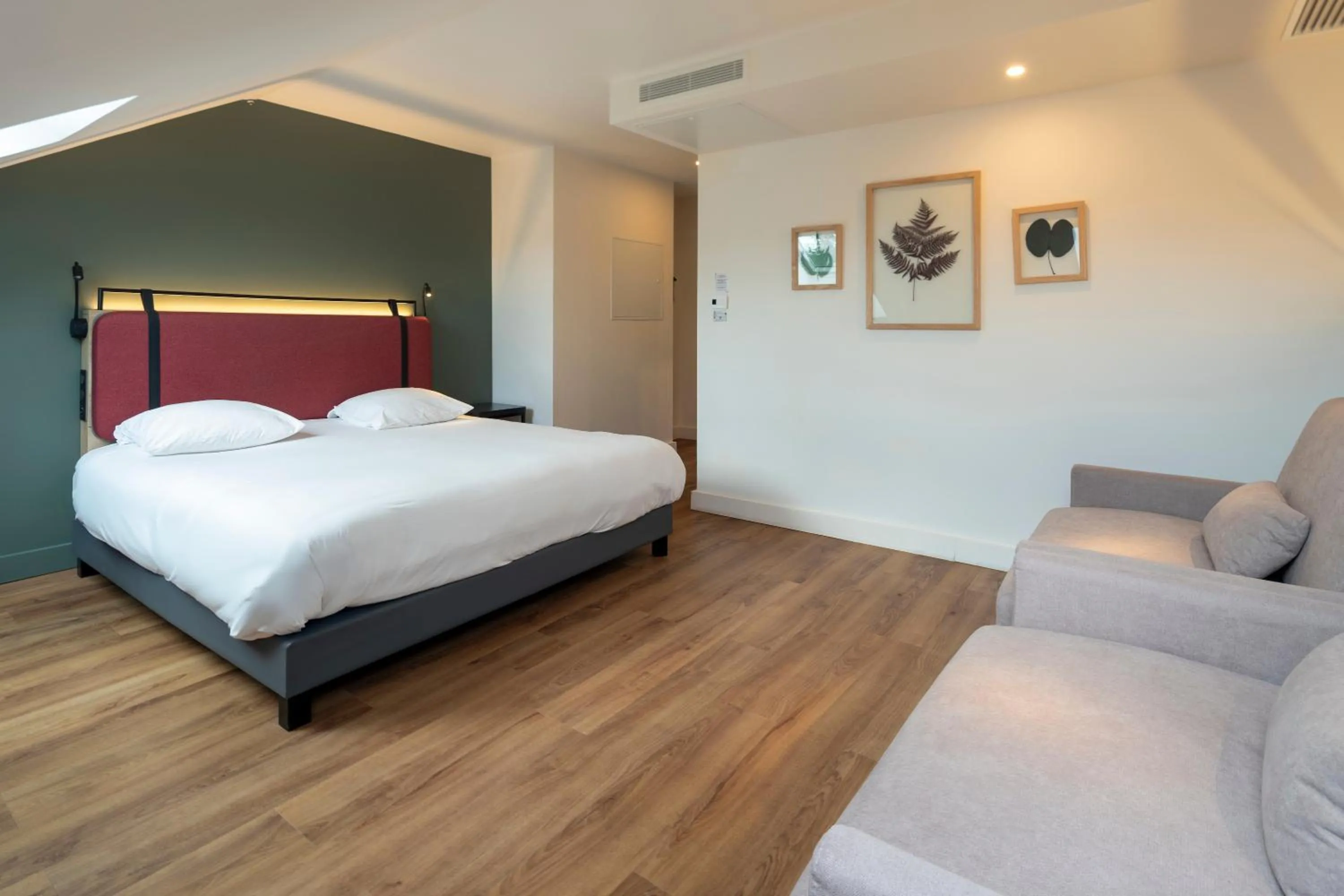 Bedroom, Bed in Campanile Metz Sud Jouy-Aux-Arches A31 Carrefour de l'Europe