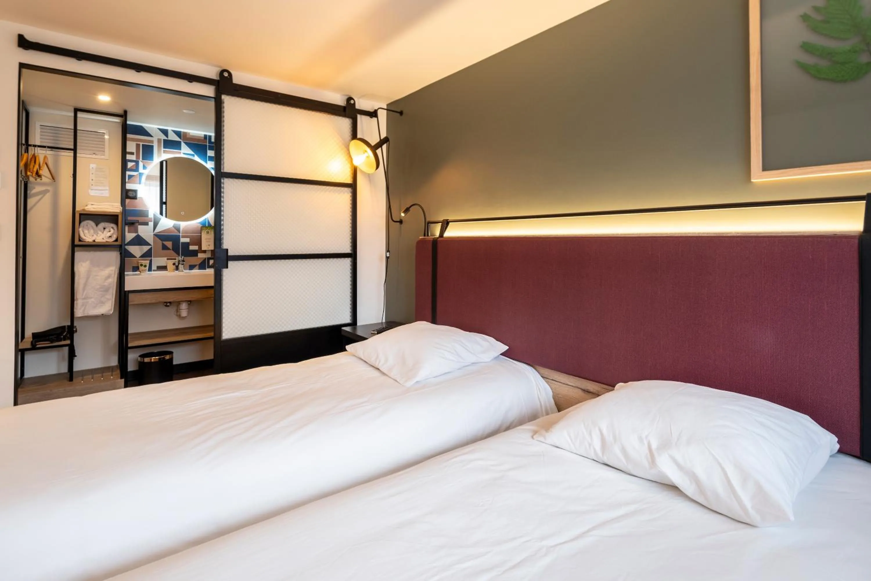 Bed in Campanile Metz Sud Jouy-Aux-Arches A31 Carrefour de l'Europe