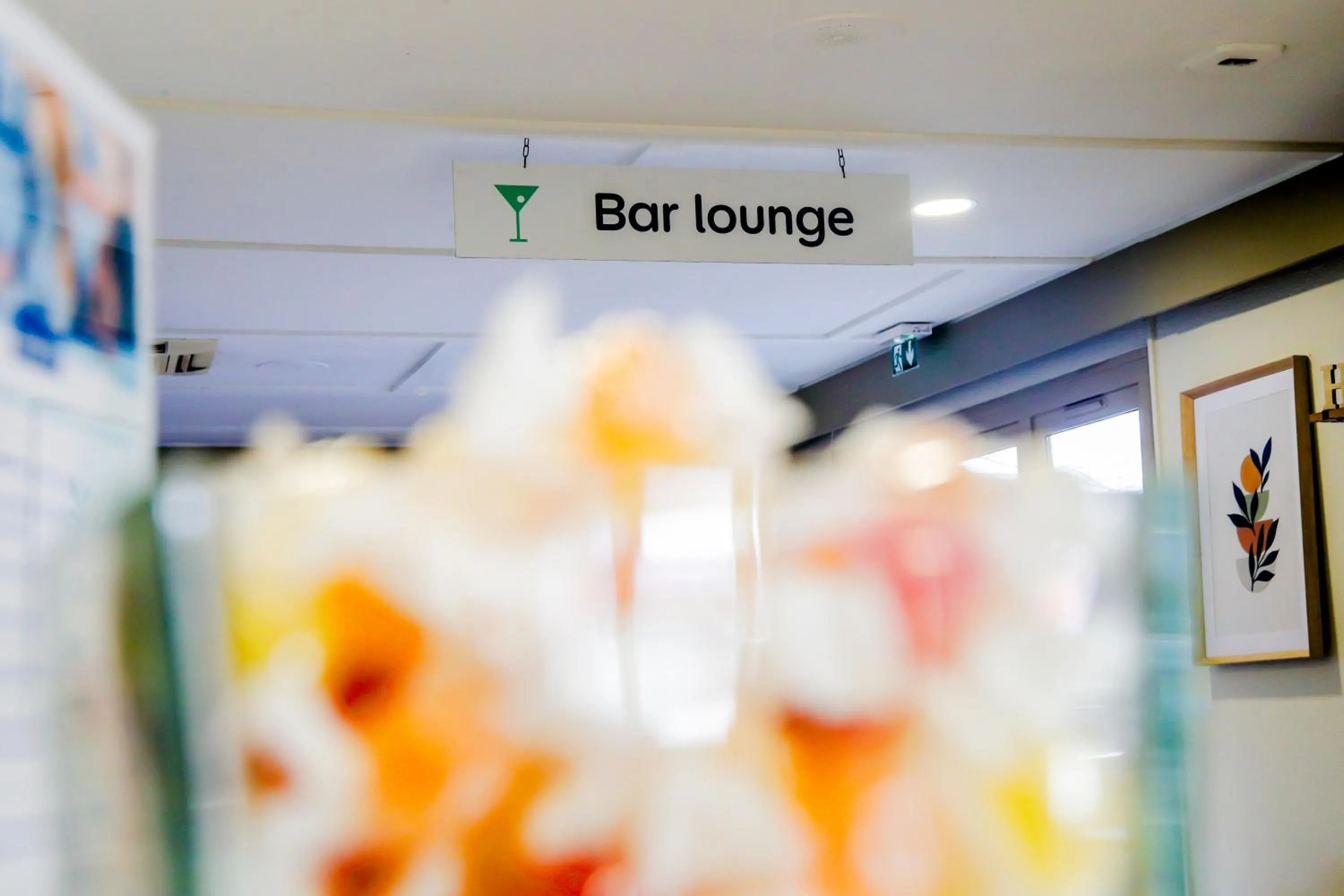 Lounge or bar in Campanile Montargis - Amilly