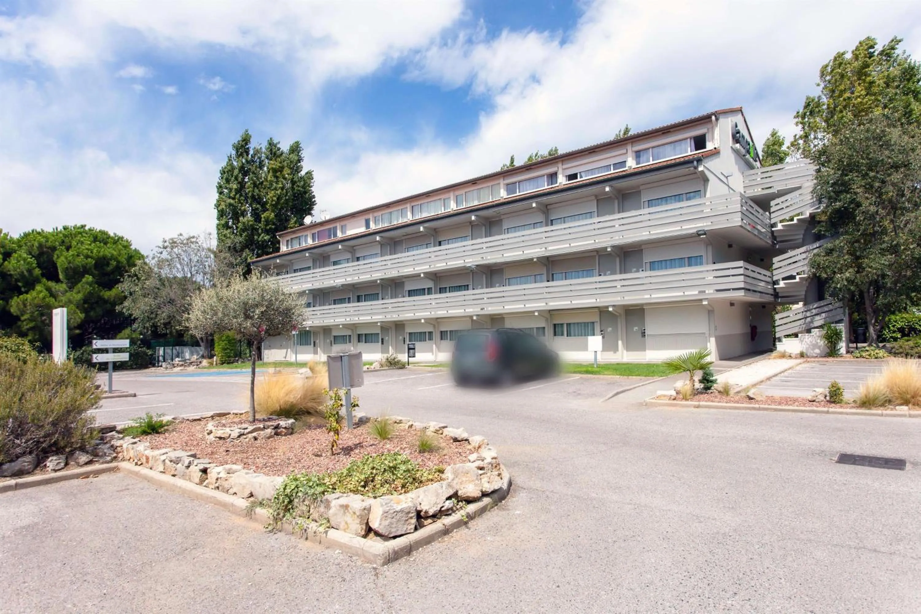 Property building in Campanile Montpellier Sud - A709