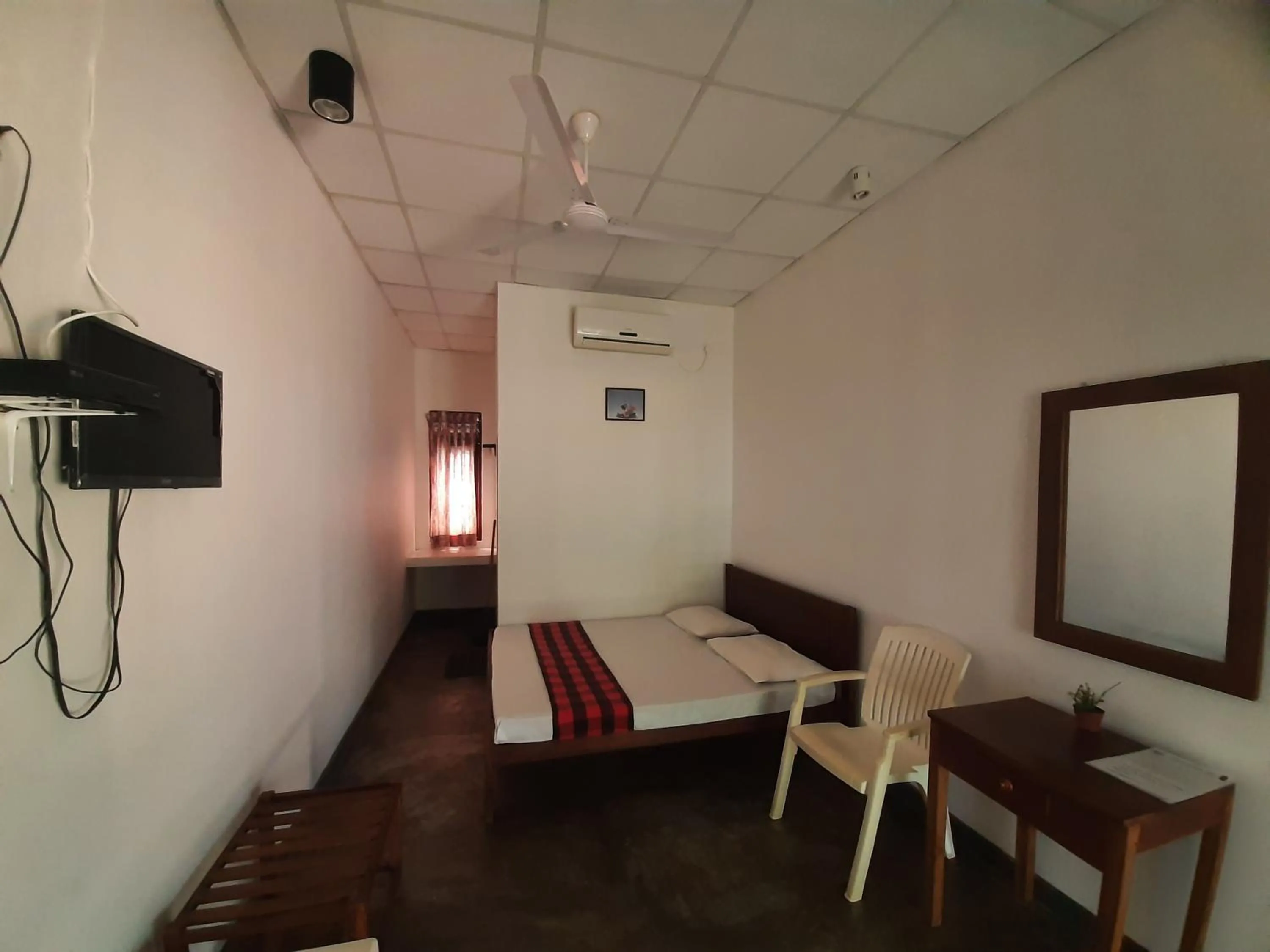 Bed in Katagamuwa Rest