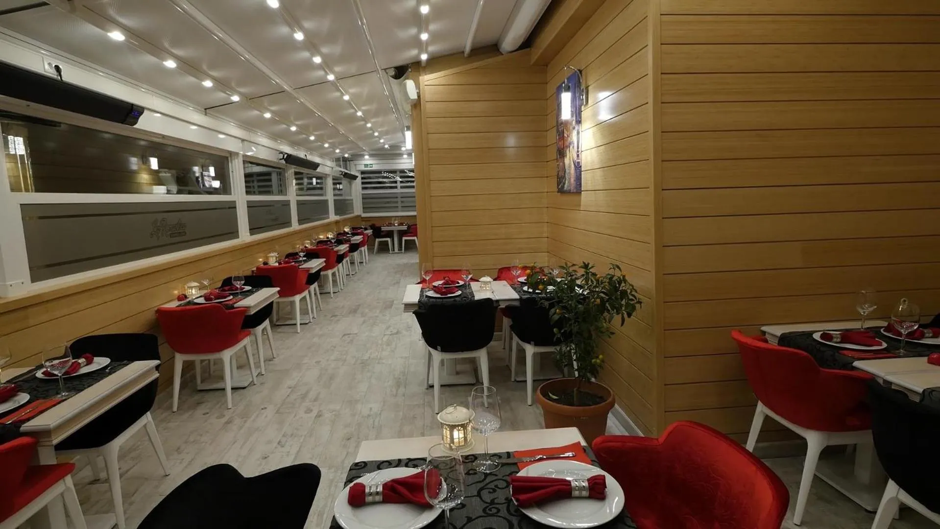 Meals in Endglory Hotel